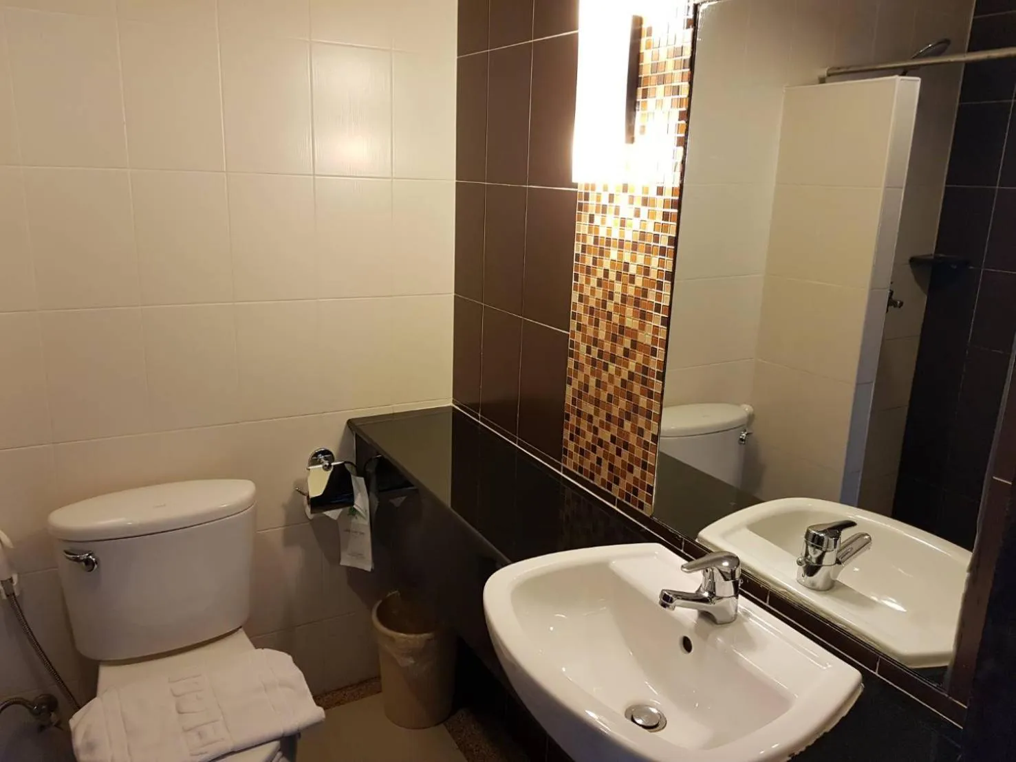 Chiangkhong Teak Garden Riverfront Onsen Hotel- SHA Extra Plus