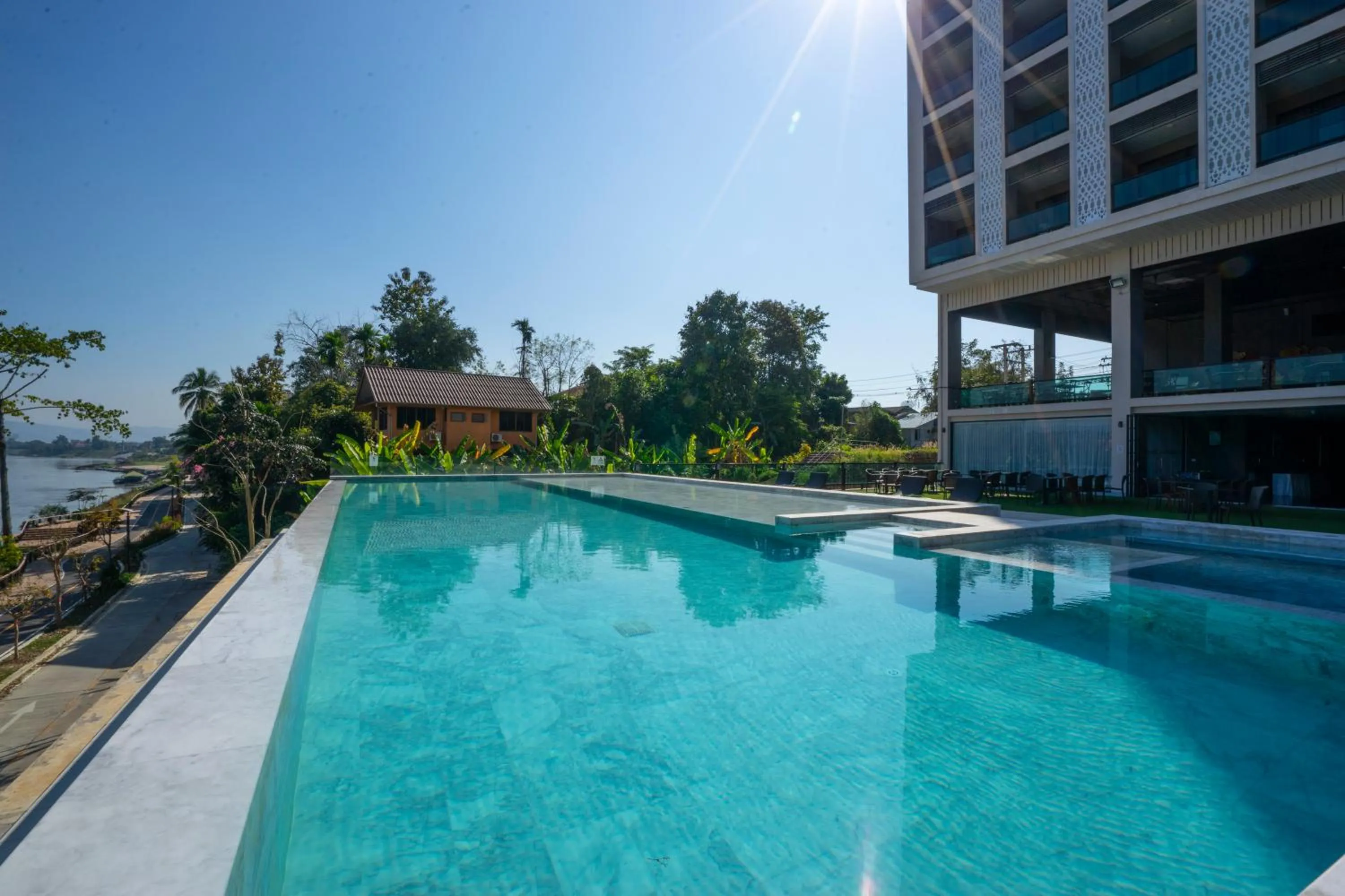 Chiangkhong Teak Garden Riverfront Onsen Hotel- SHA Extra Plus