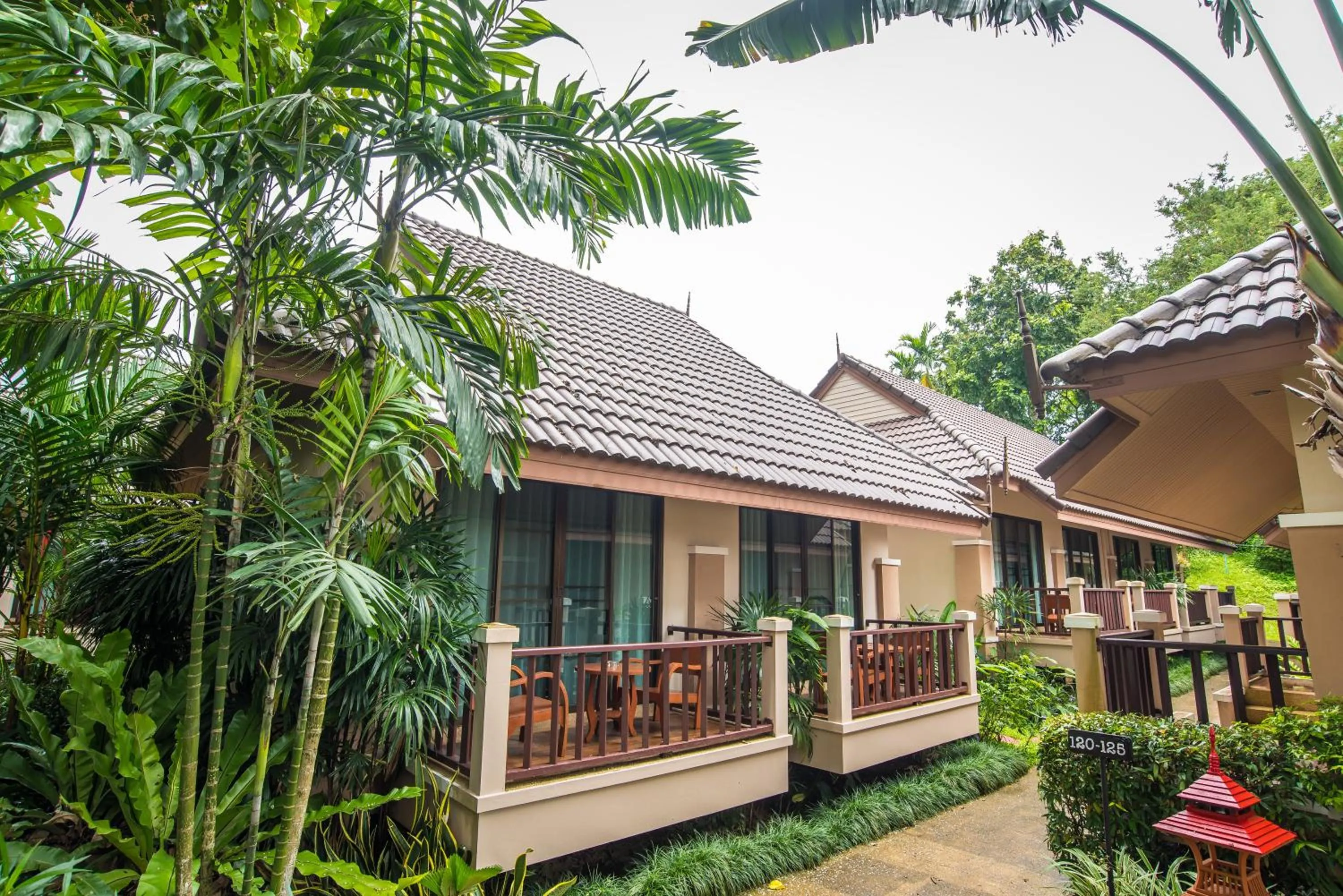 Garden in Chiangkhong Teak Garden Riverfront Onsen Hotel- SHA Extra Plus