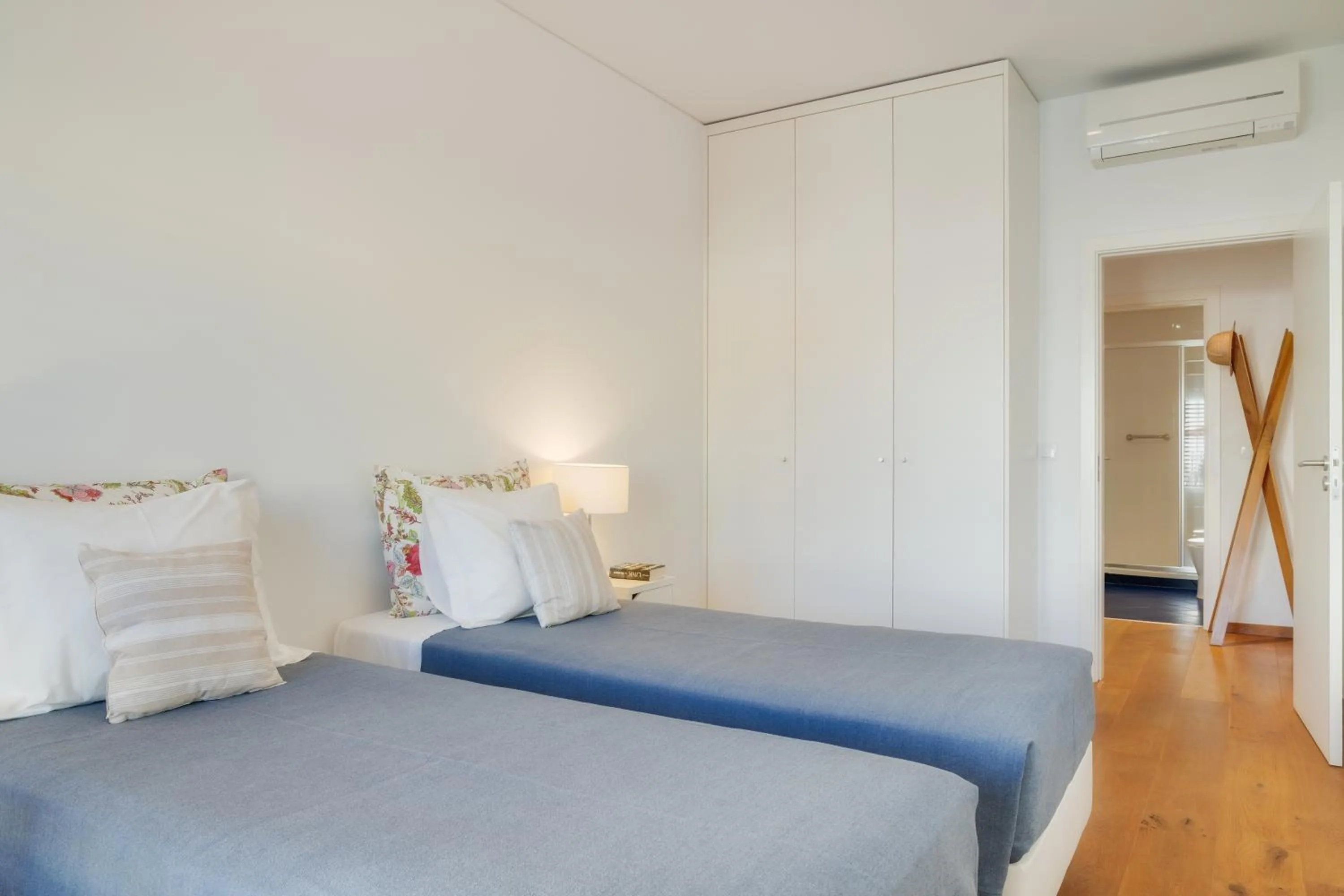 Bedroom, Bed in Casa da Praça Apartments - by Casas na Ilha