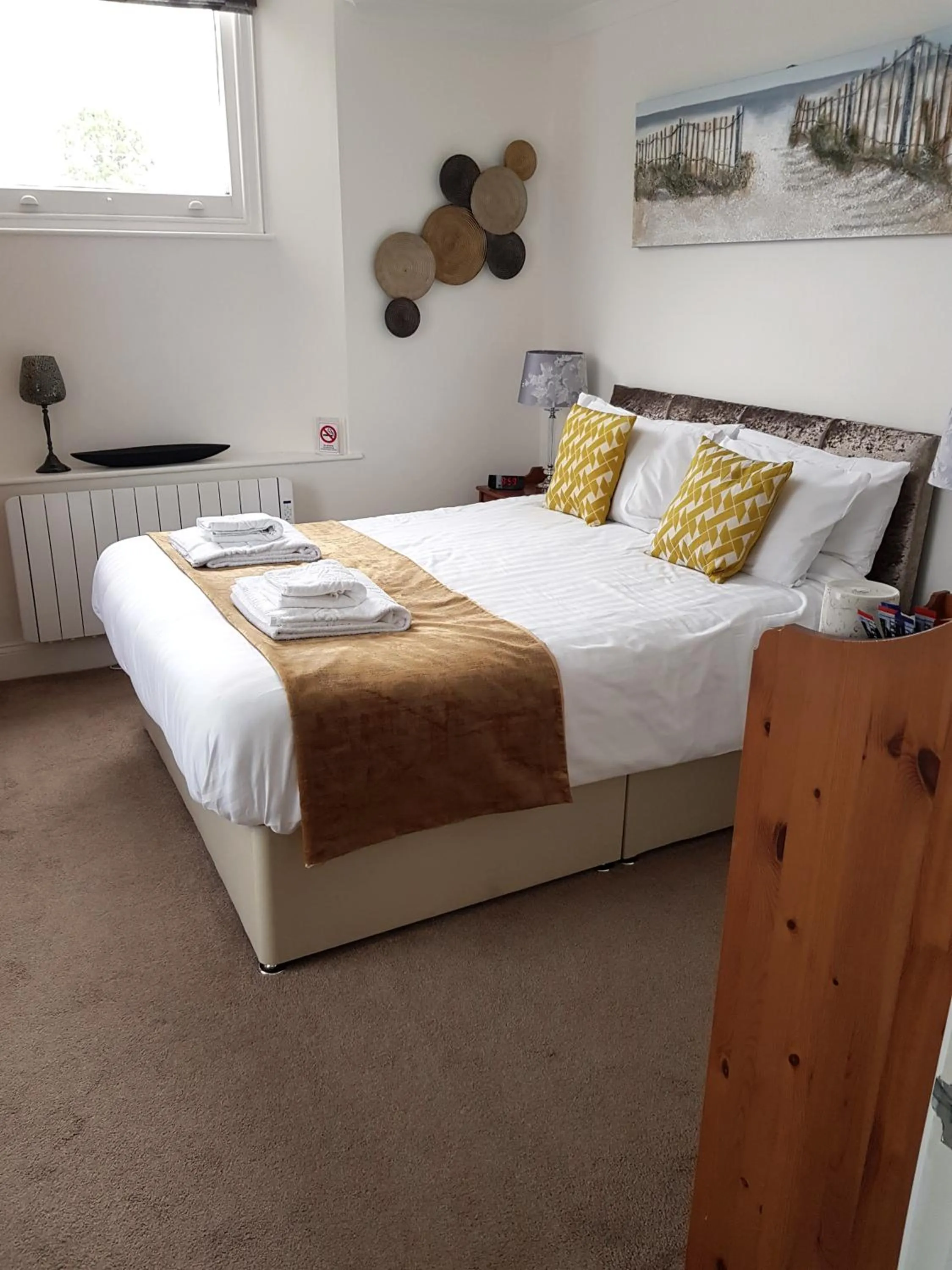 Bedroom in Barclay Court Guest House