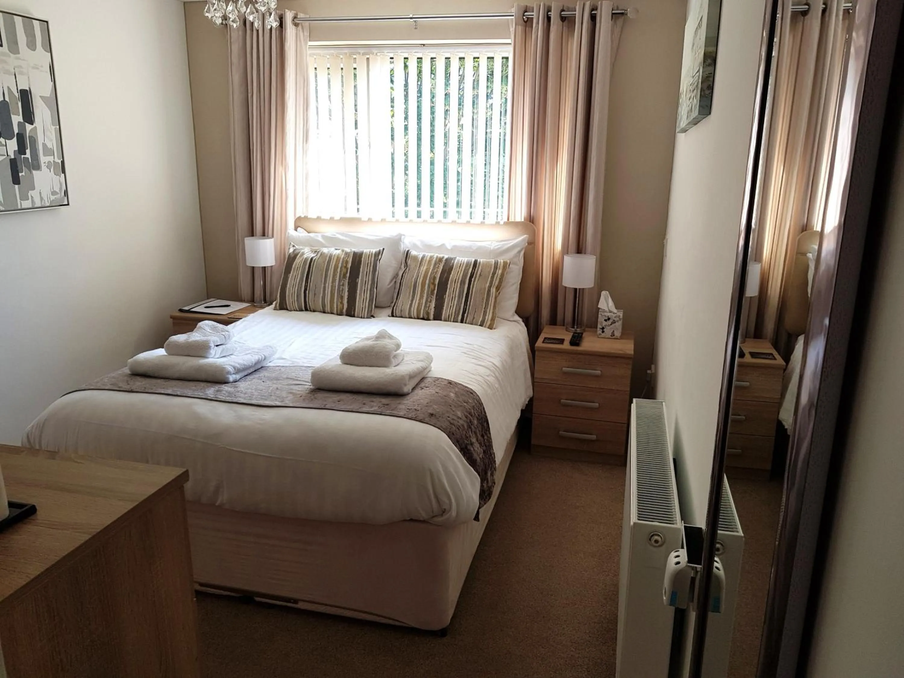Bedroom in Barclay Court Guest House