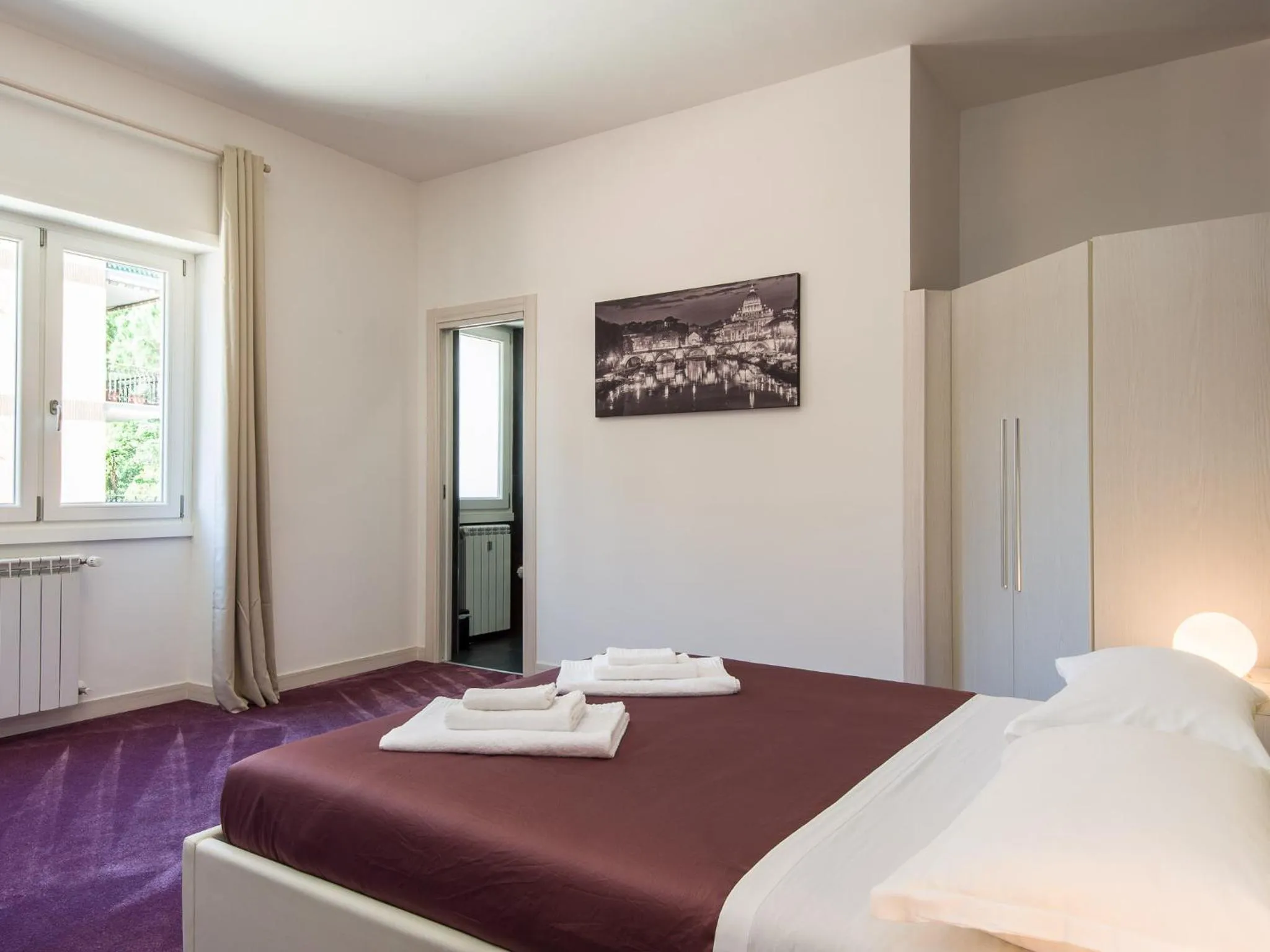 Decorative detail, Bed in Guesthouse Park Pines