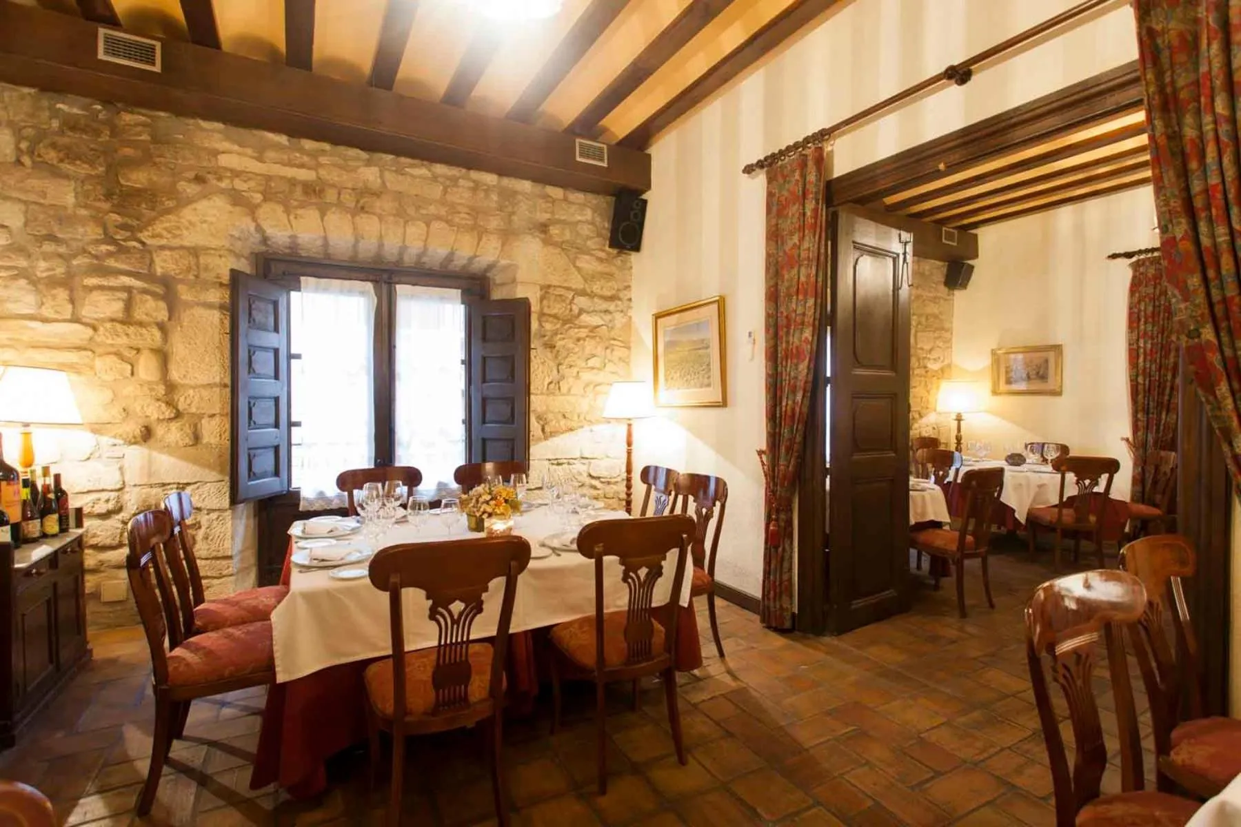 Restaurant/places to eat in Posada Mayor de Migueloa