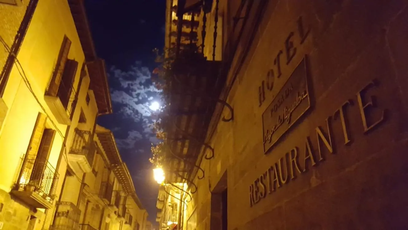 Facade/entrance in Posada Mayor de Migueloa