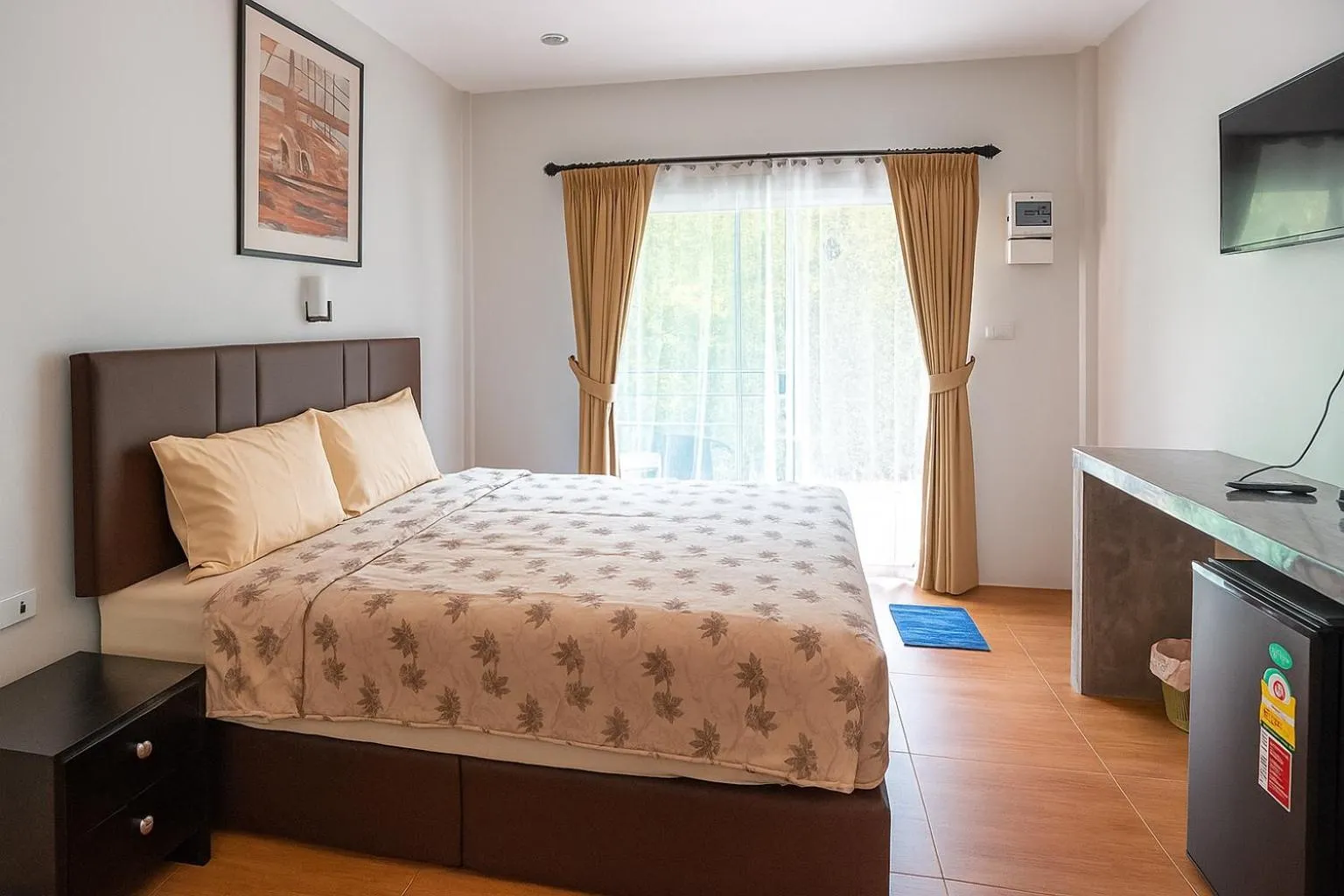 Bed in Pakmeng Beach Resort