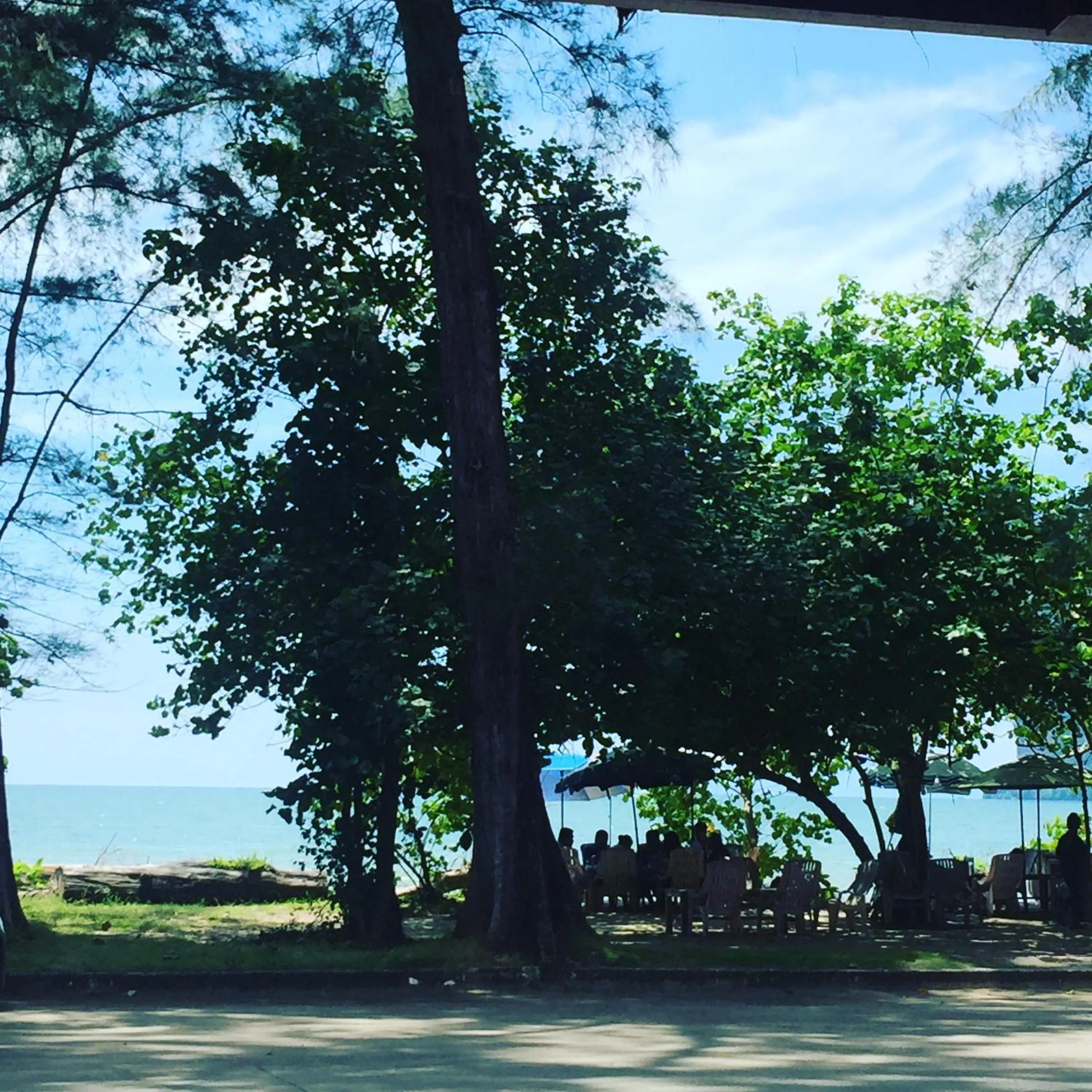 Pakmeng Beach Resort