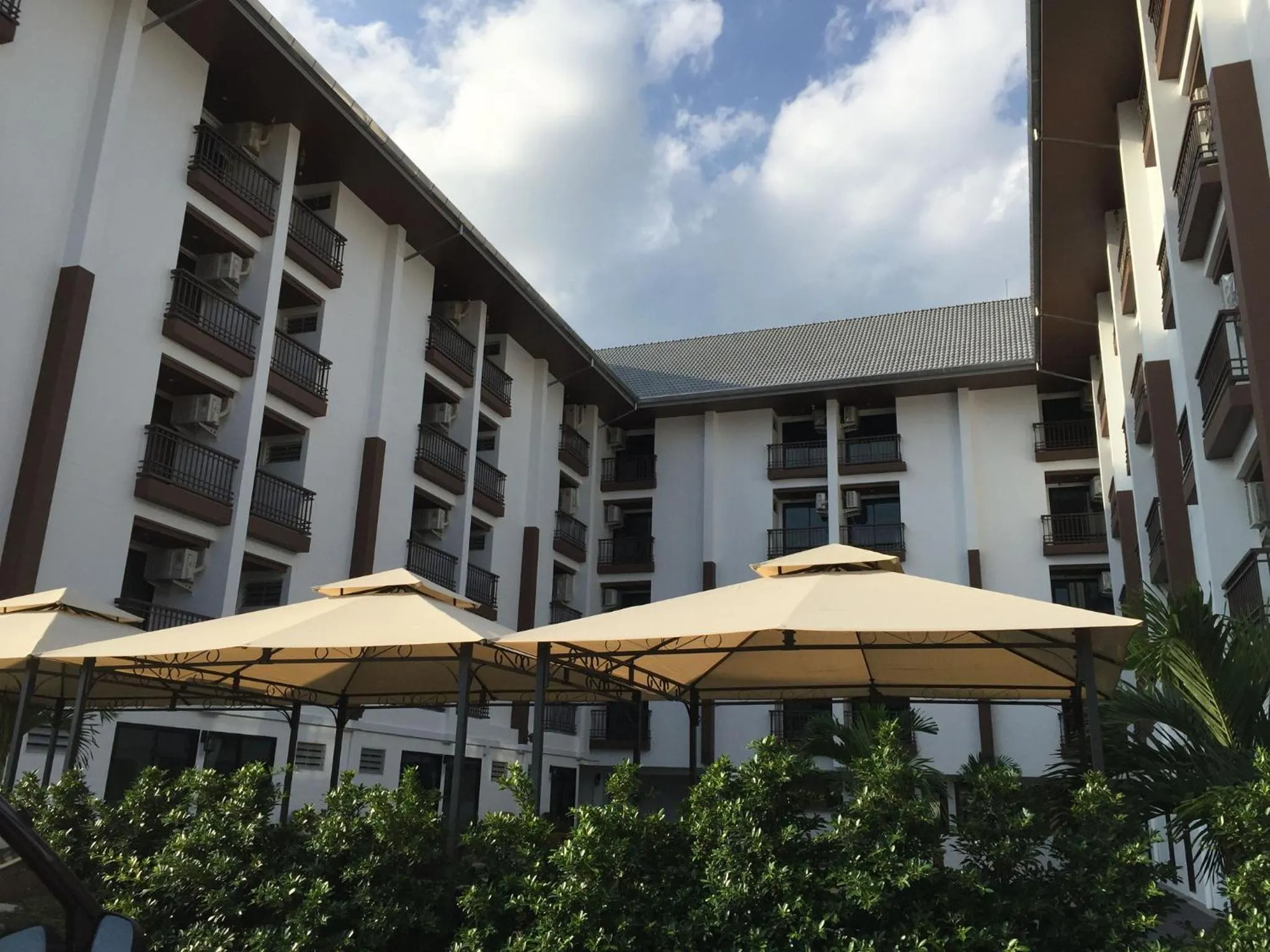 Facade/entrance in Baan Sang Singh