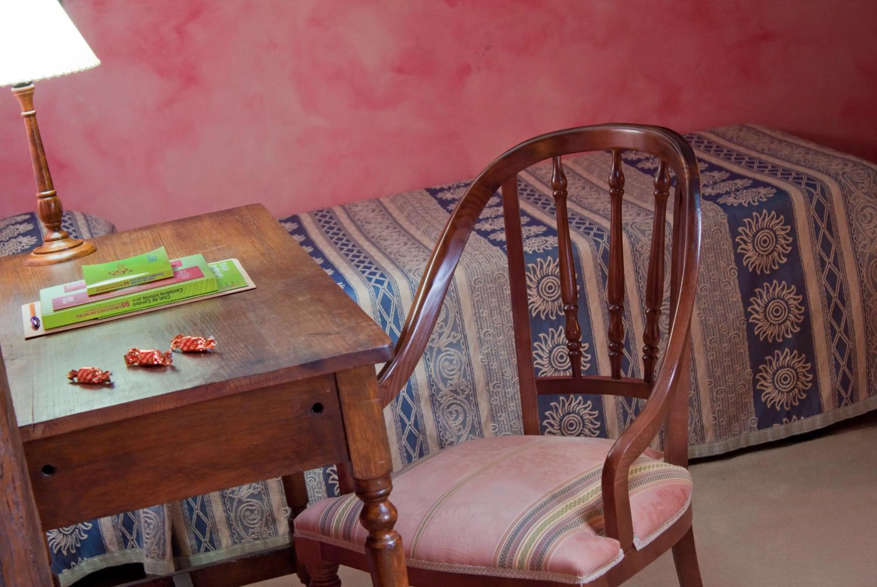 Decorative detail in La Casa del Organista