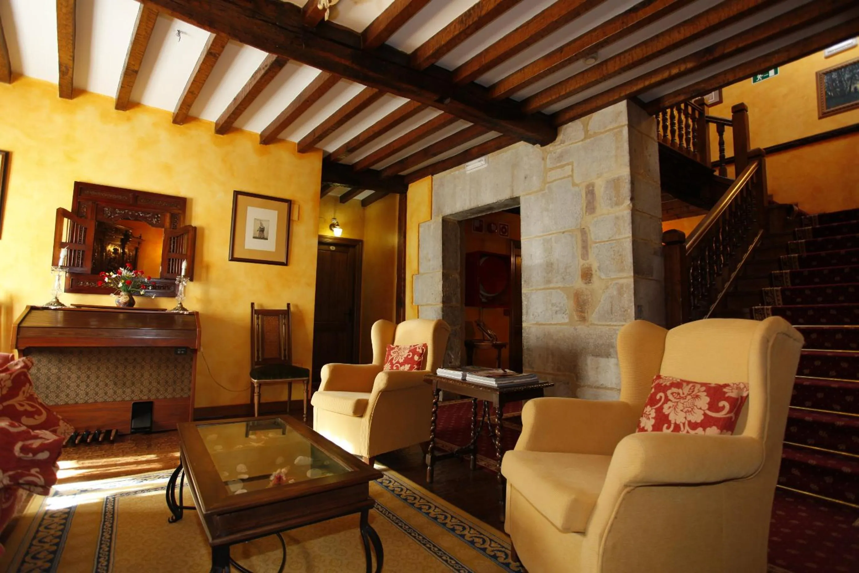 Communal lounge/ TV room in La Casa del Organista