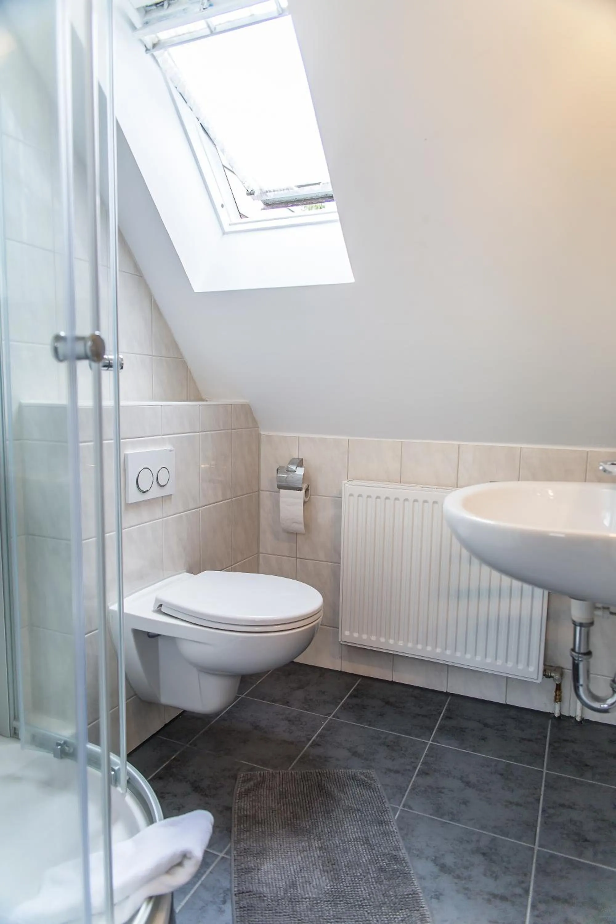 Bathroom in Hotel Garni Kröger