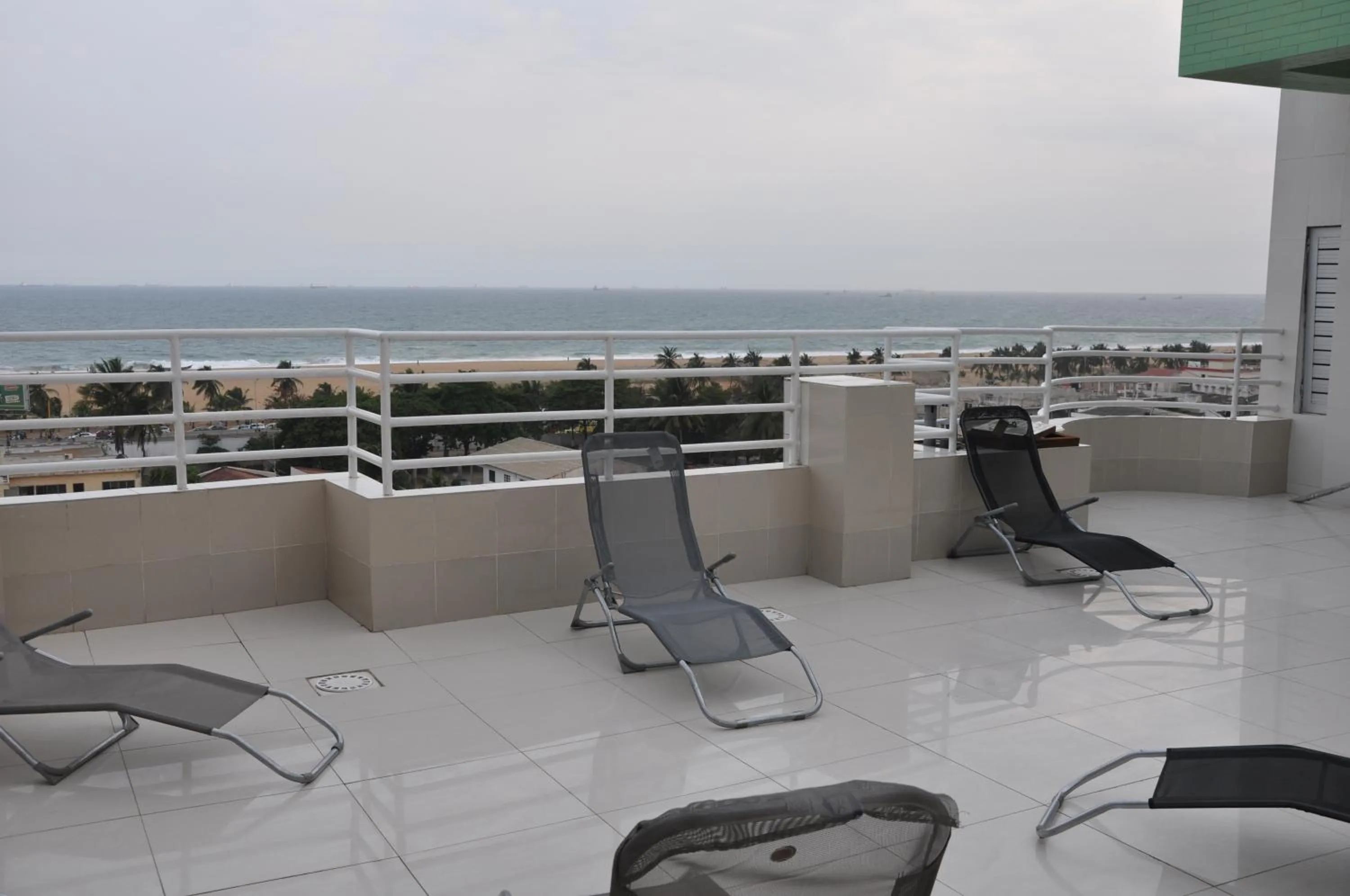 Day in Rosalie's Suites