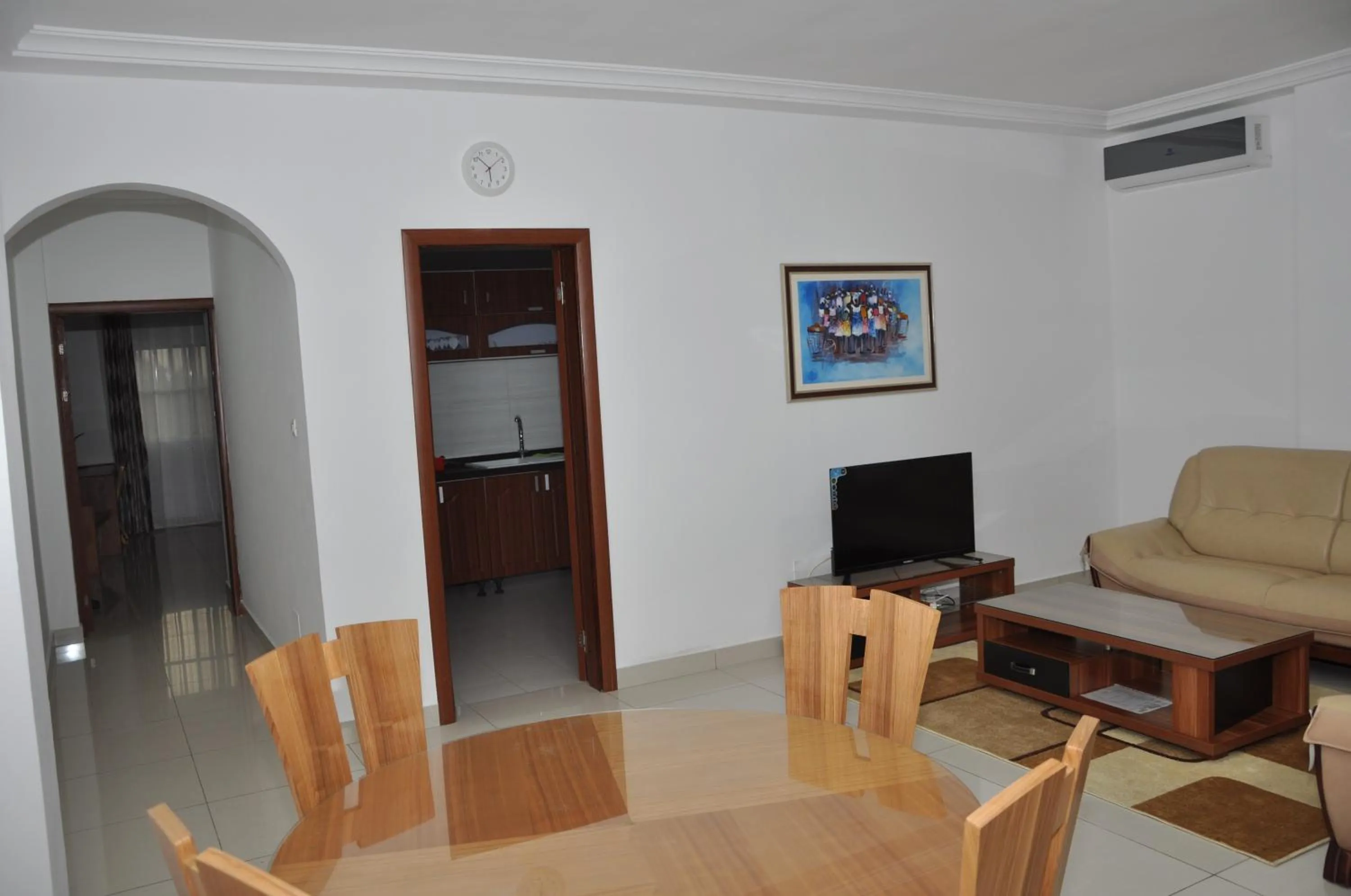 Dining area in Rosalie's Suites