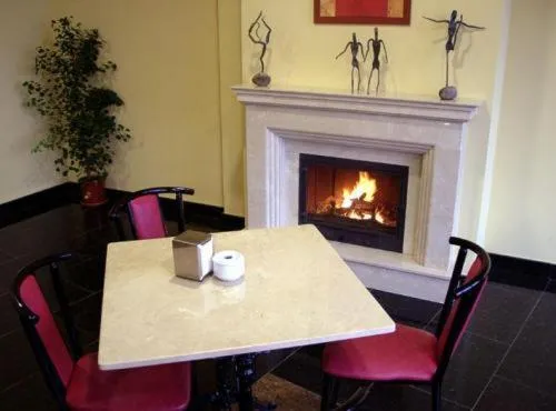 Lounge or bar in Manrique de Lara