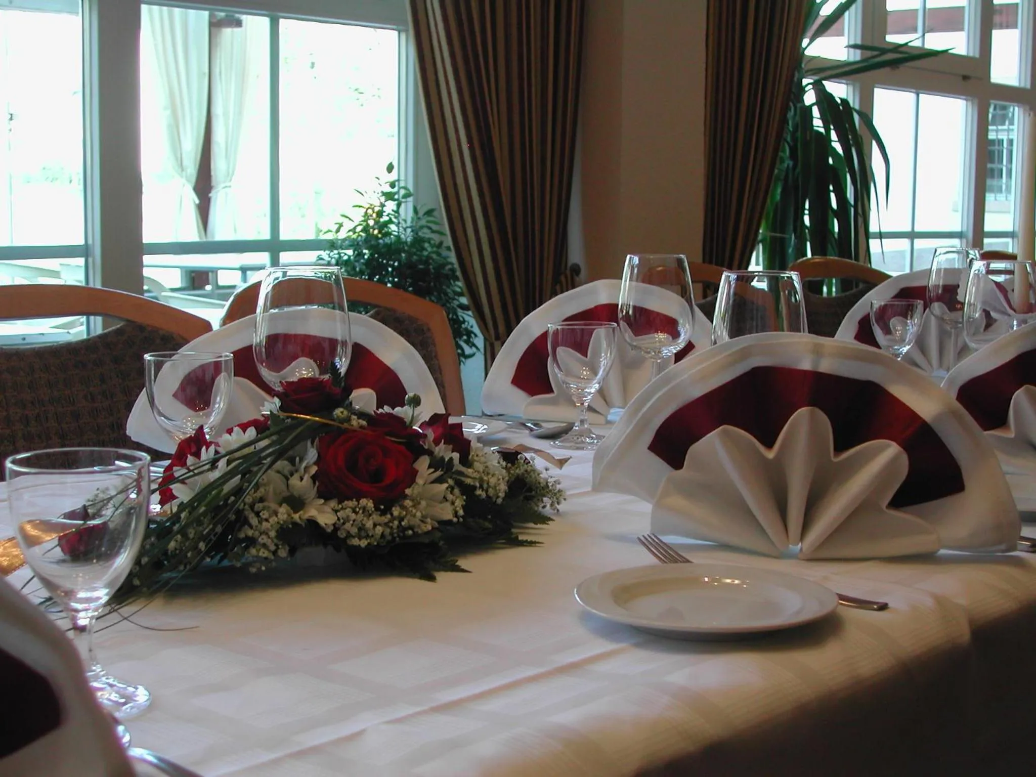 Restaurant/places to eat in Gasthaus-Pension Zum Kreuz