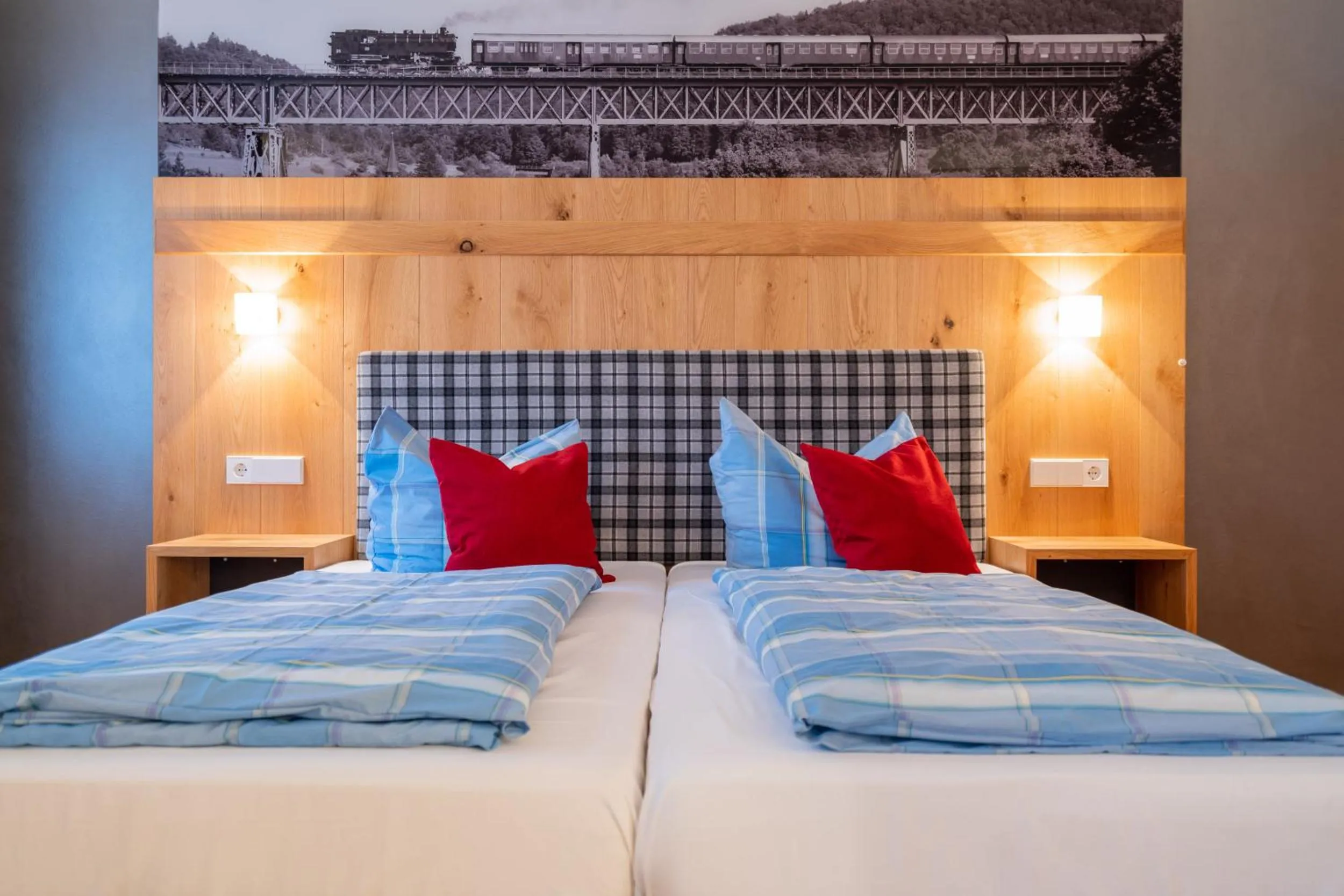 Bed in Gasthaus-Pension Zum Kreuz