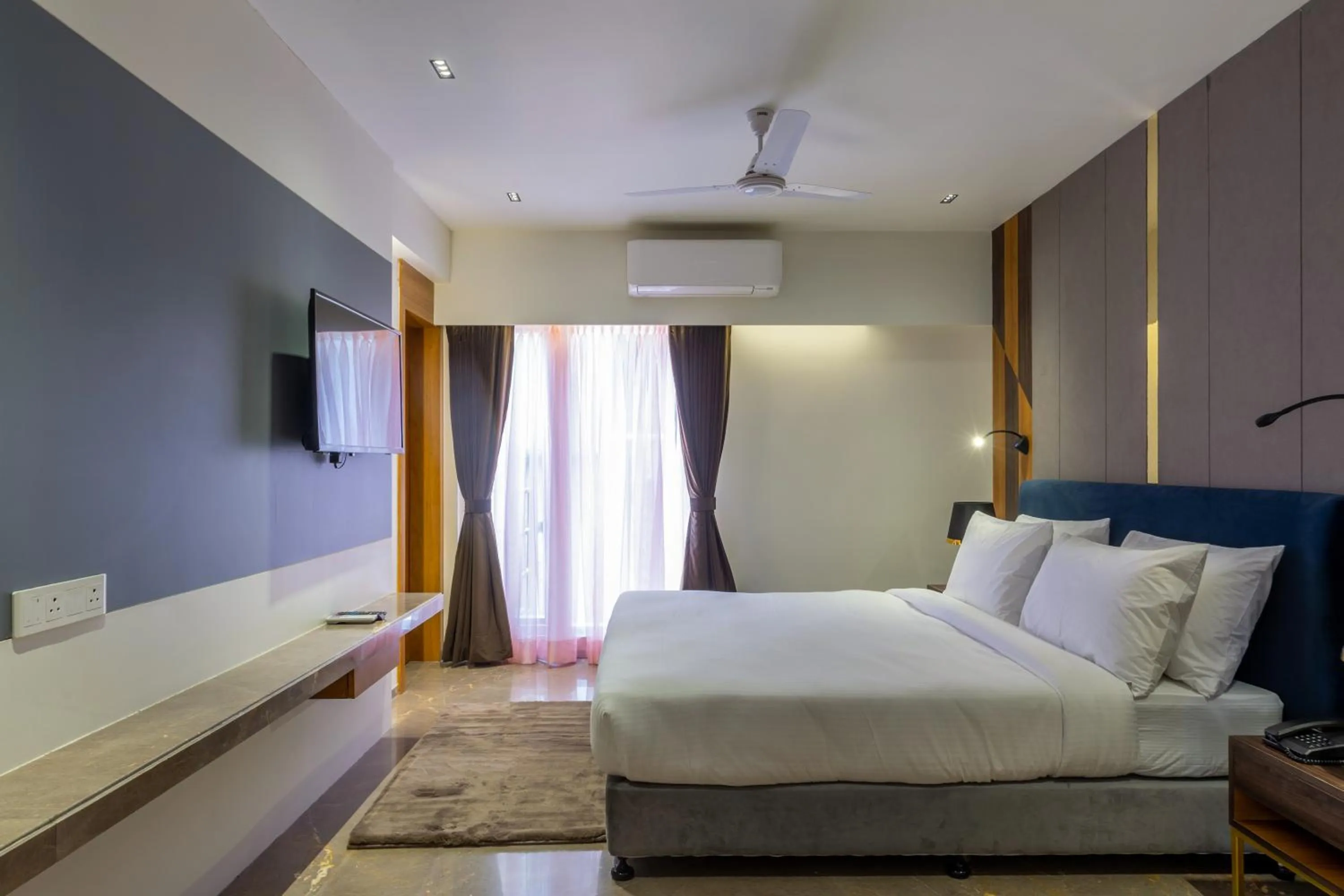 Superior King Suite - single occupancy in Hotel Nalanda