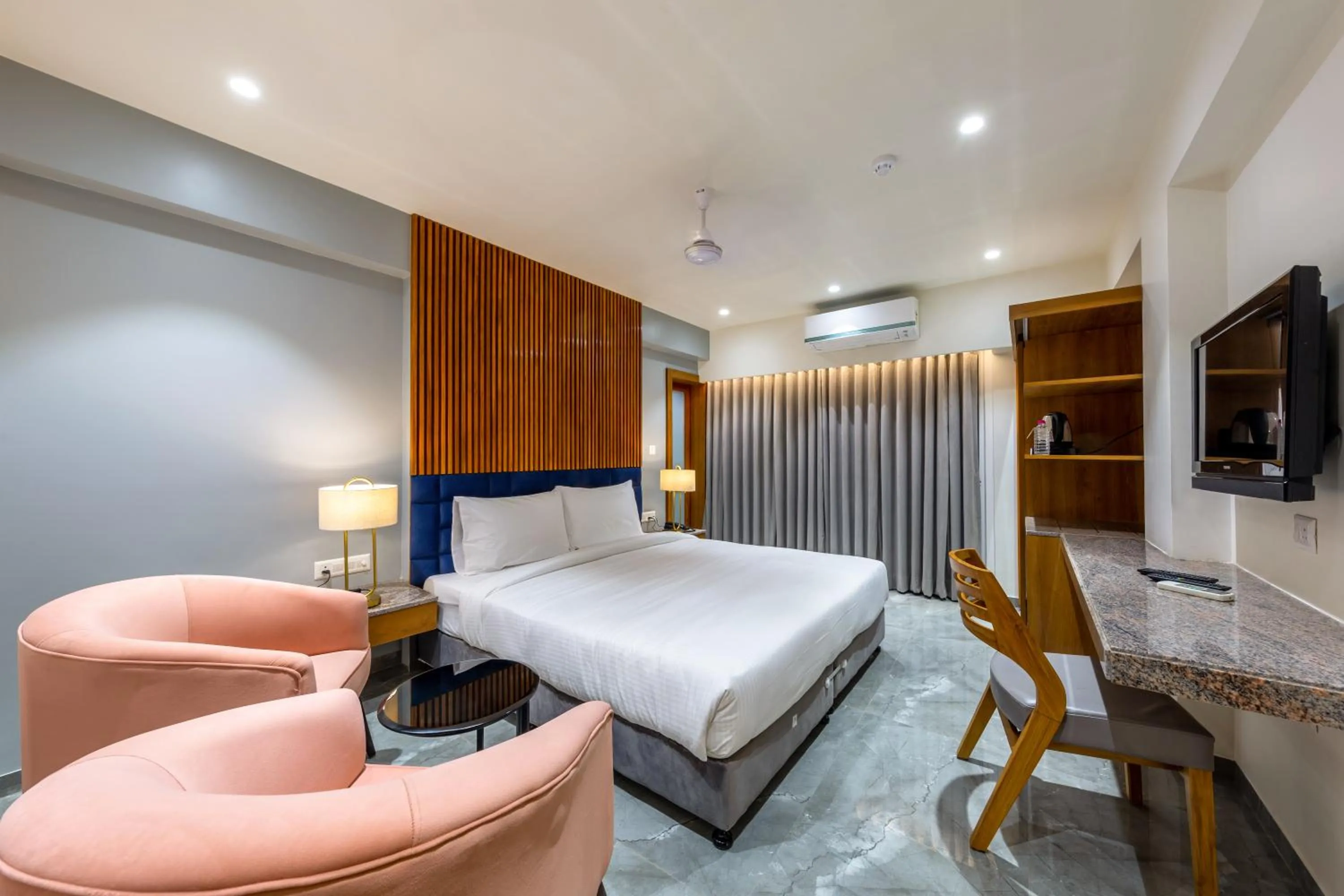Deluxe Double or Twin Room - single occupancy in Hotel Nalanda