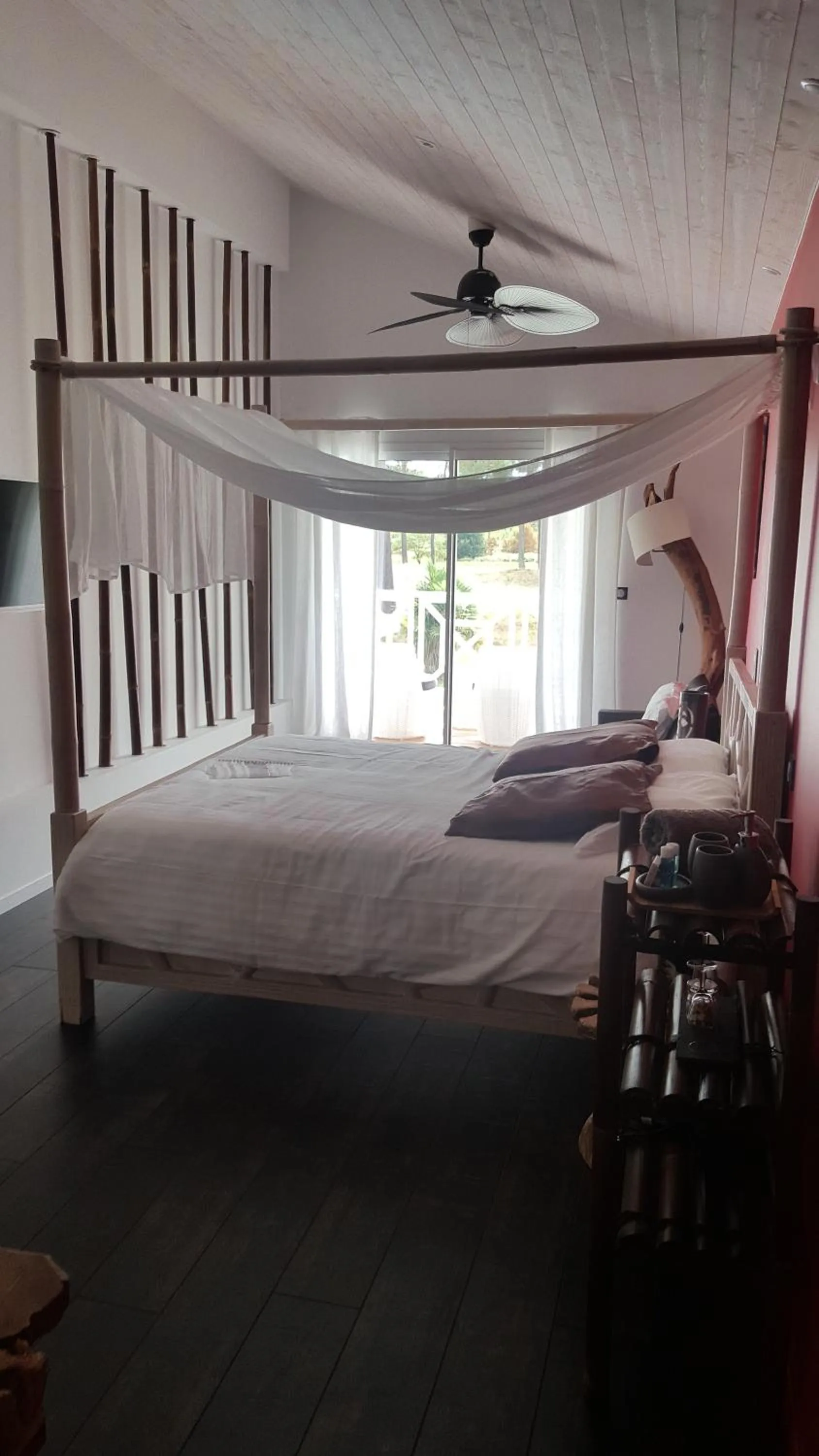 Photo of the whole room, Bed in Villa BORA BORA