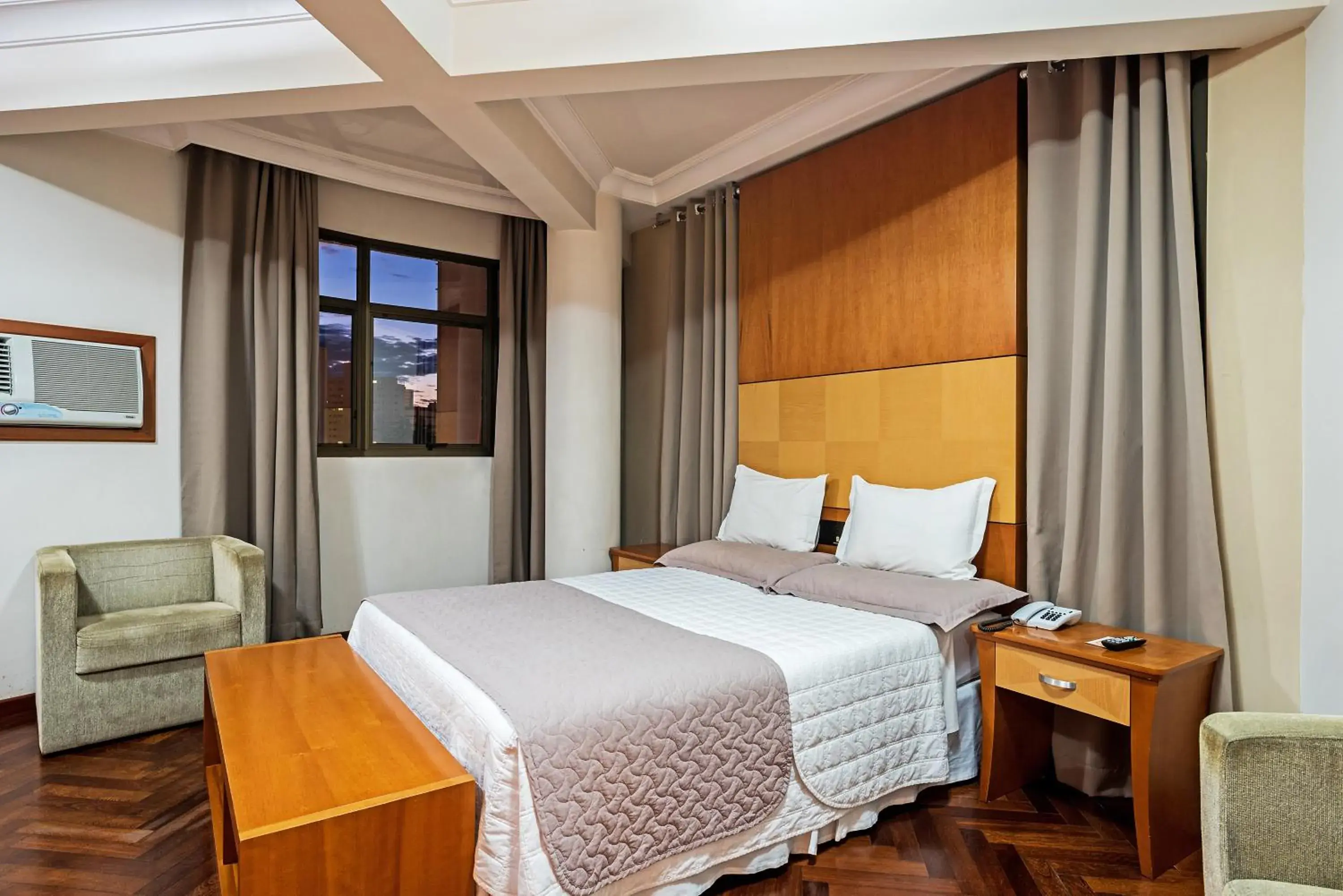 Deluxe Room - single occupancy in Astron Ponta Grossa Plaza by Nobile Deluxe Room - single occupancy in Astron Ponta Grossa Plaza by Nobile