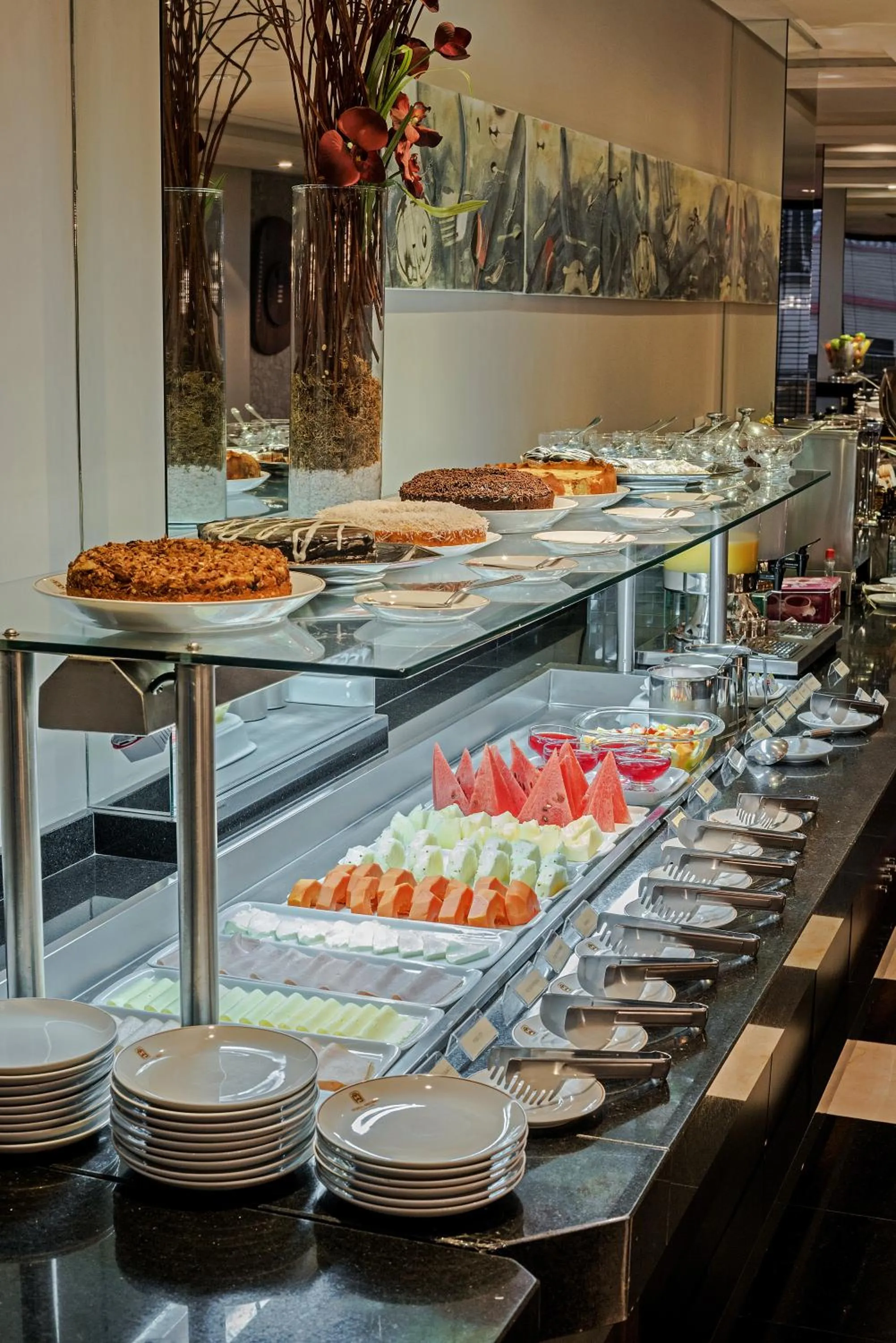 Buffet breakfast in Astron Ponta Grossa Plaza by Nobile