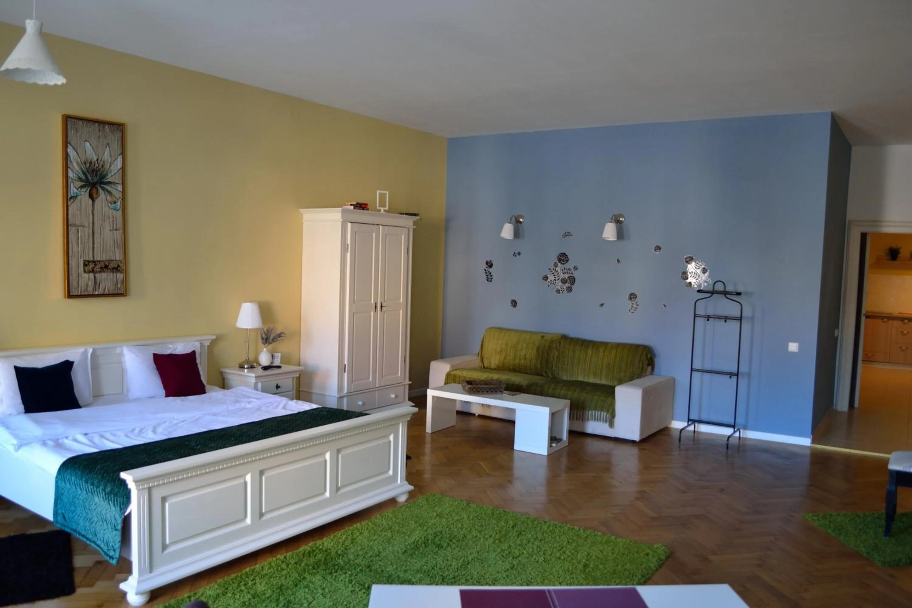 Photo of the whole room, Bed in Casa Krone - Piața Sfatului