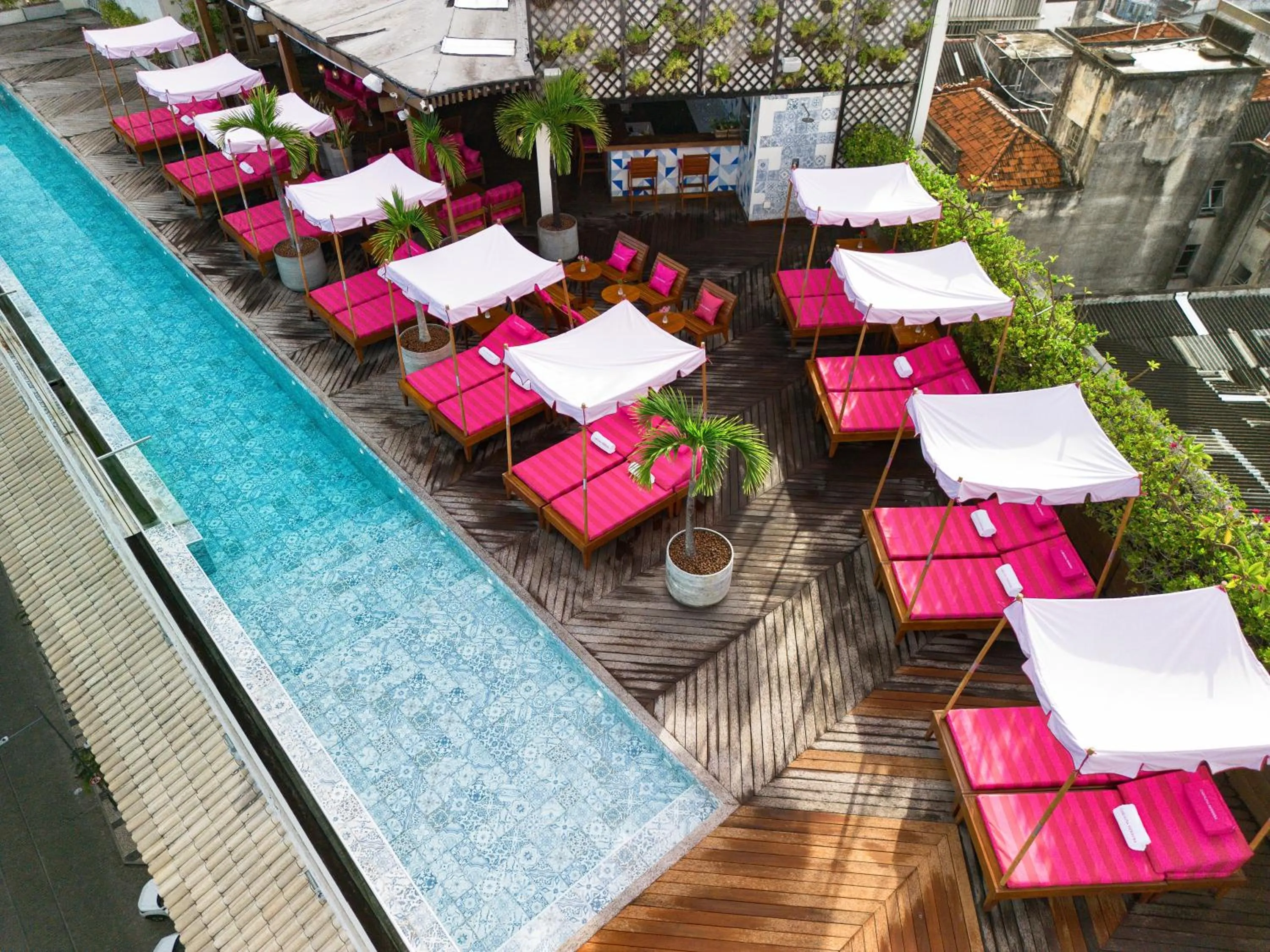 Swimming pool in Fera Palace Hotel