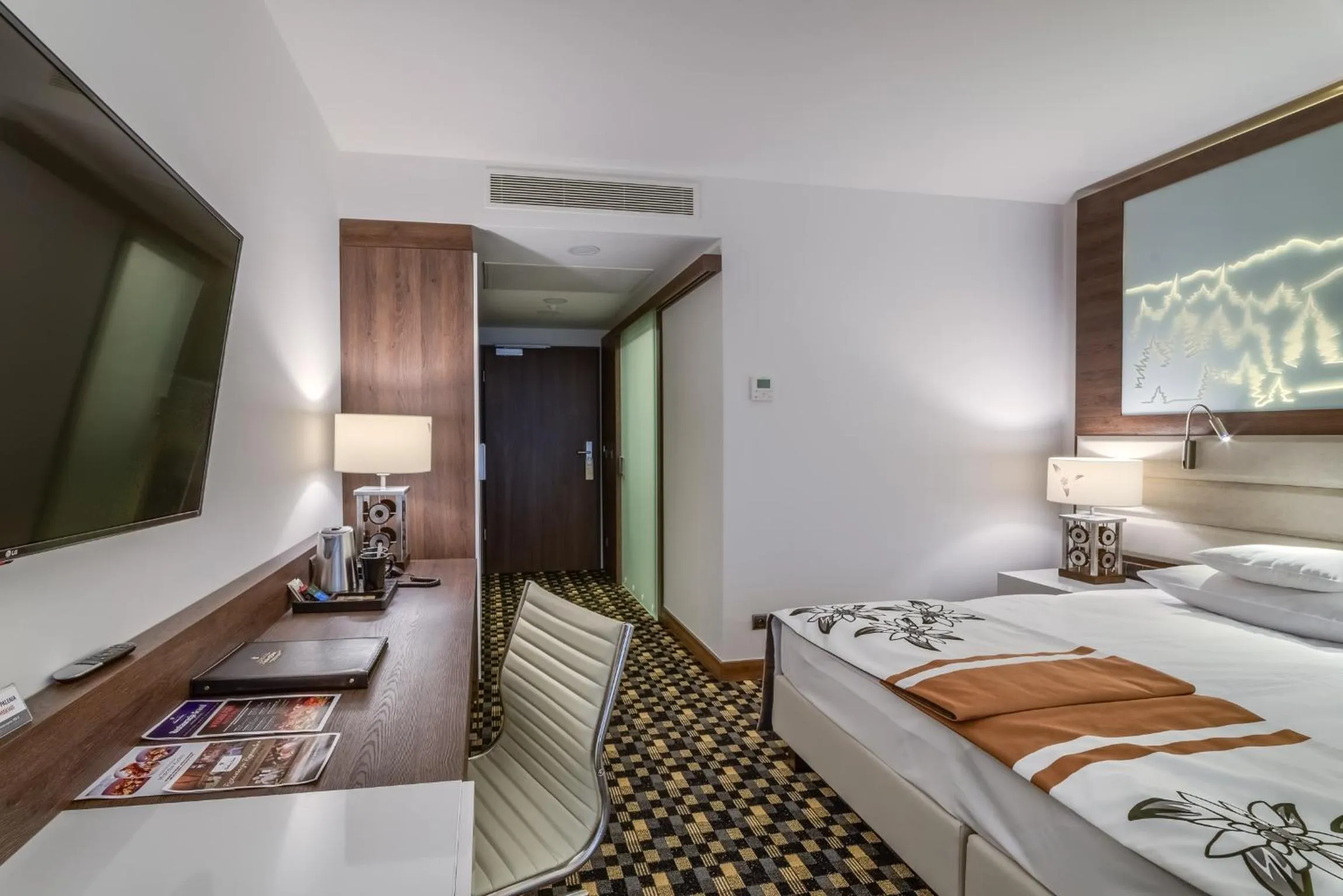 Photo of the whole room, Bed in Rezydencja II Nosalowy Dwór