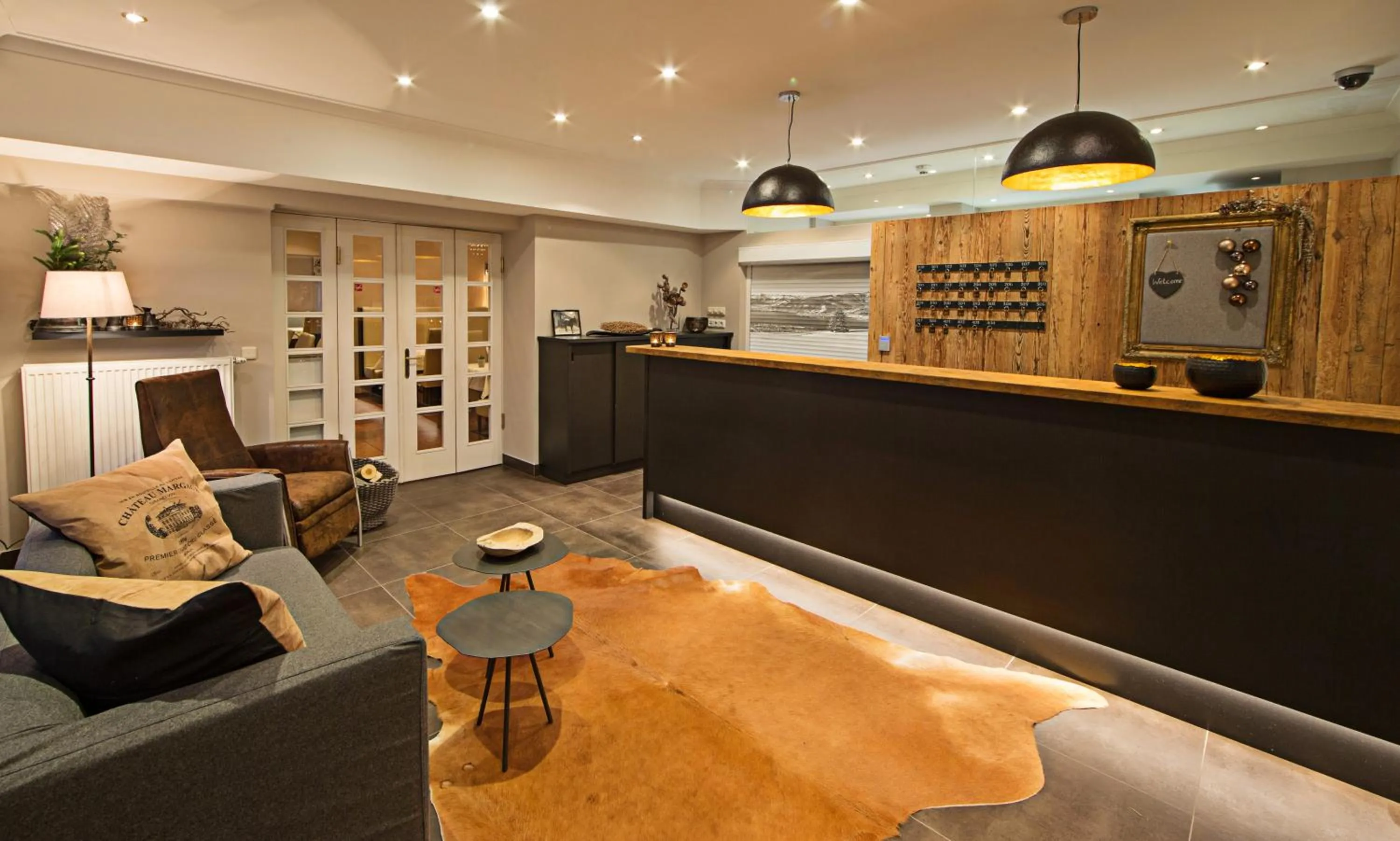 Lobby or reception in TWO TIMEZ - Boutique Hotel