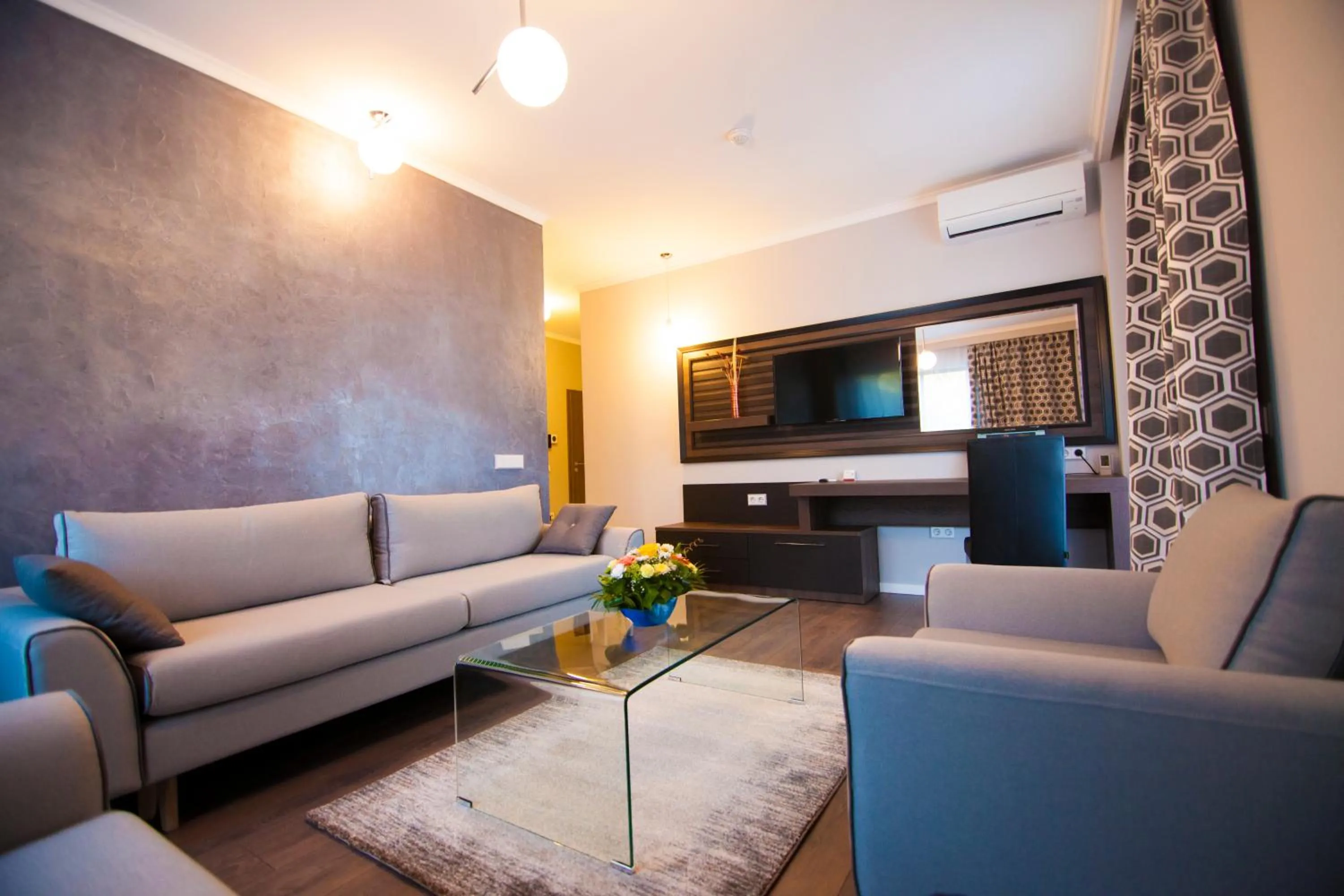 Property building in Cluj Business Class