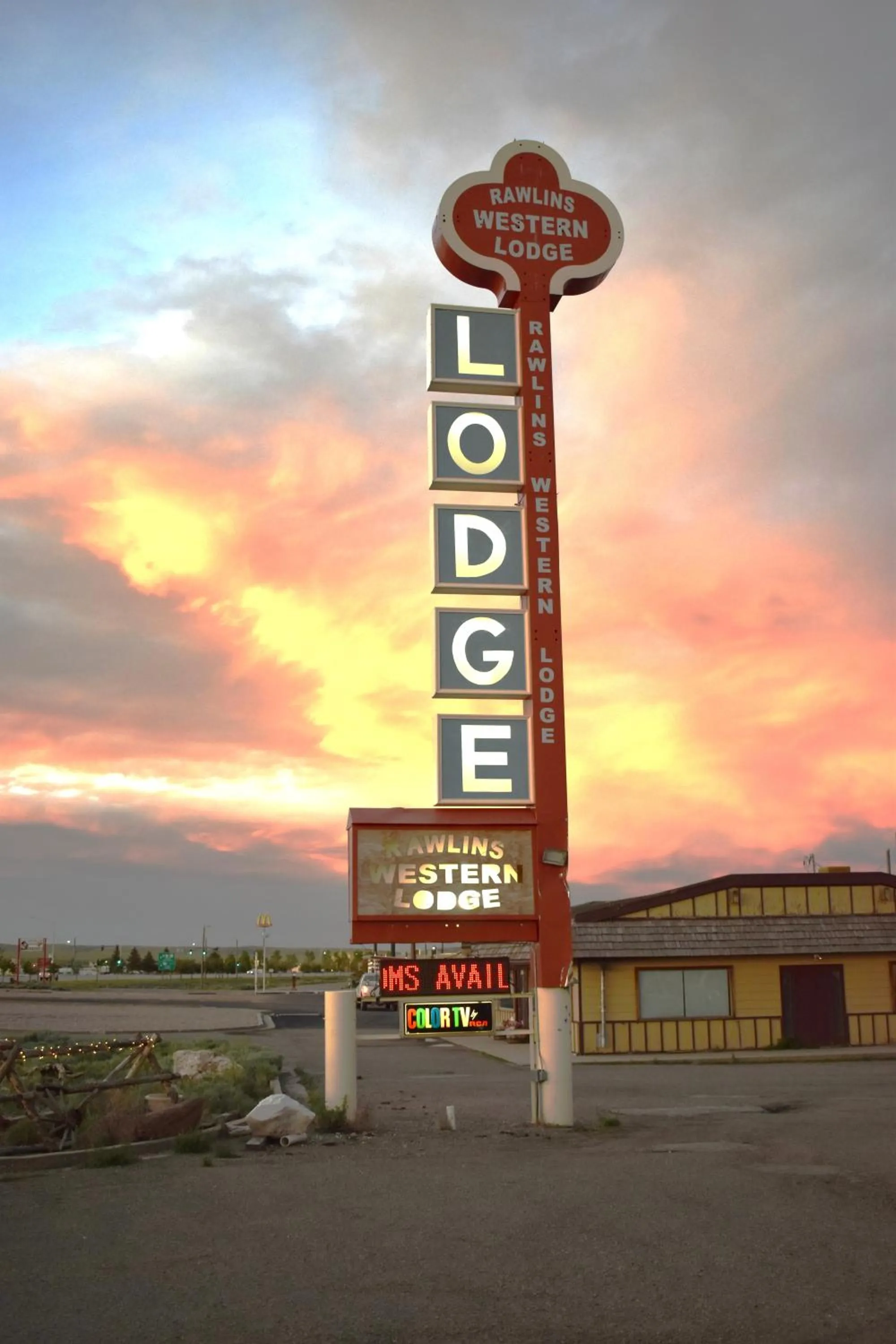 Rawlins Western Lodge