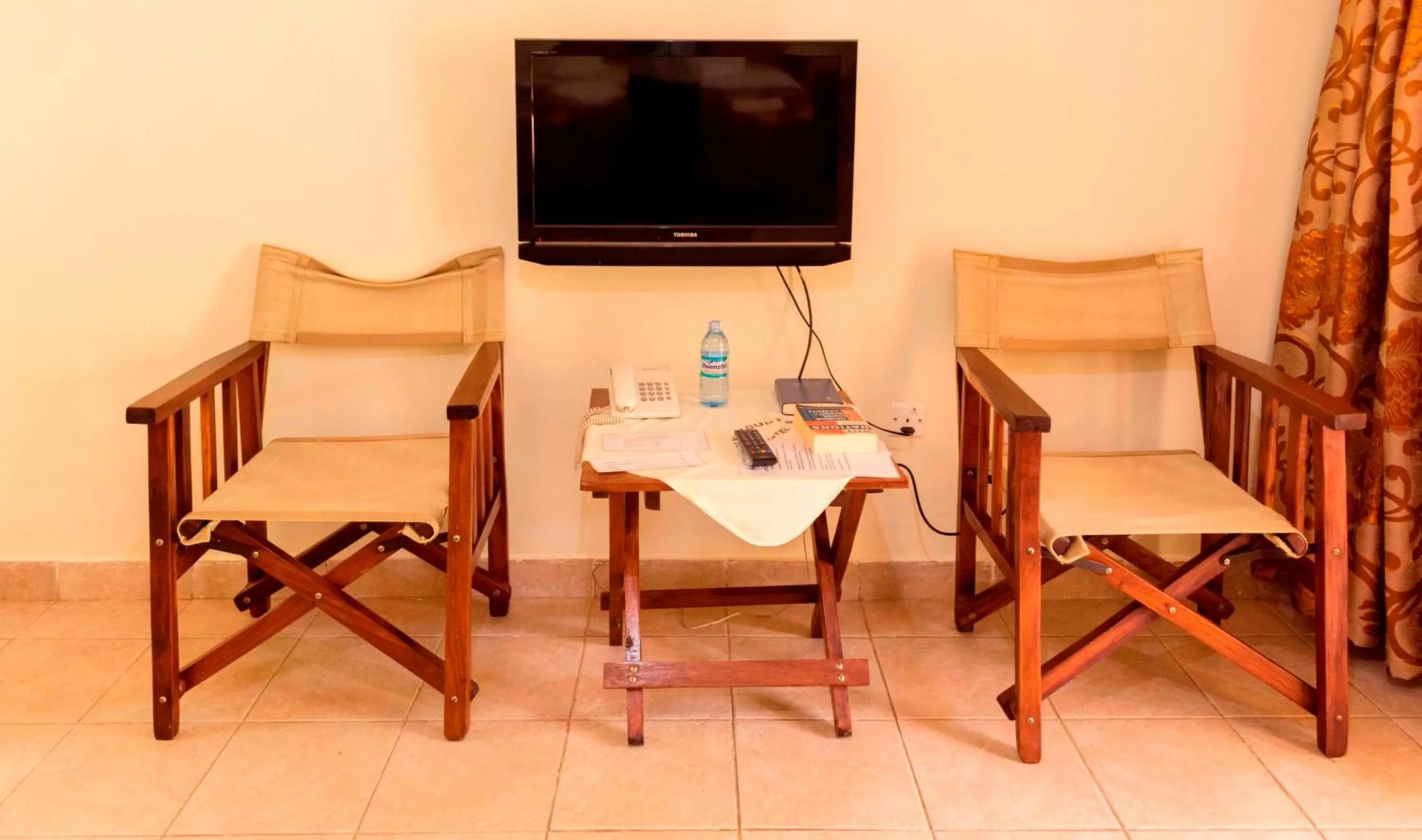 TV and multimedia in Kalya Courts Hotel Fort Portal