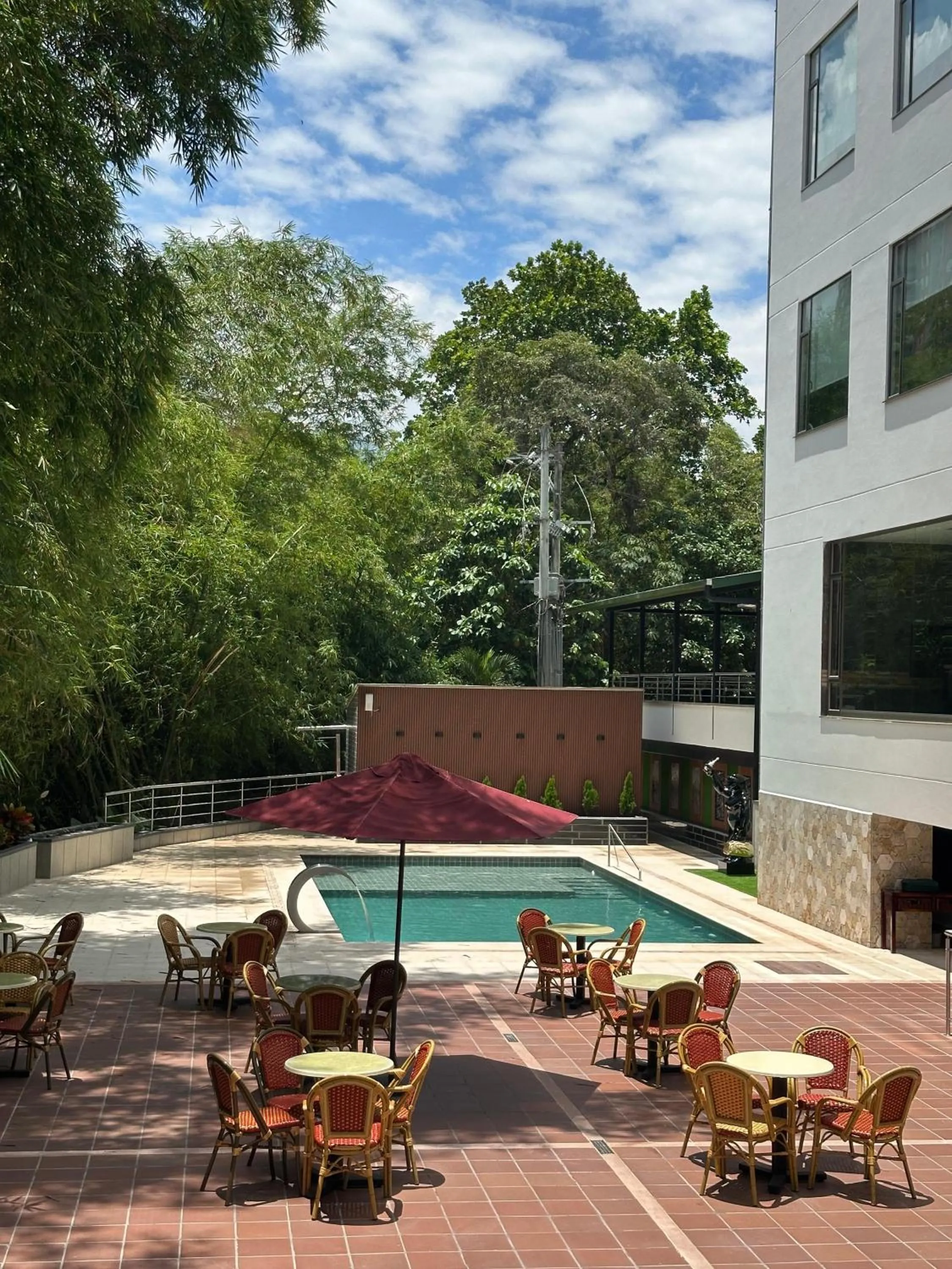Swimming pool in Hotel Ventura