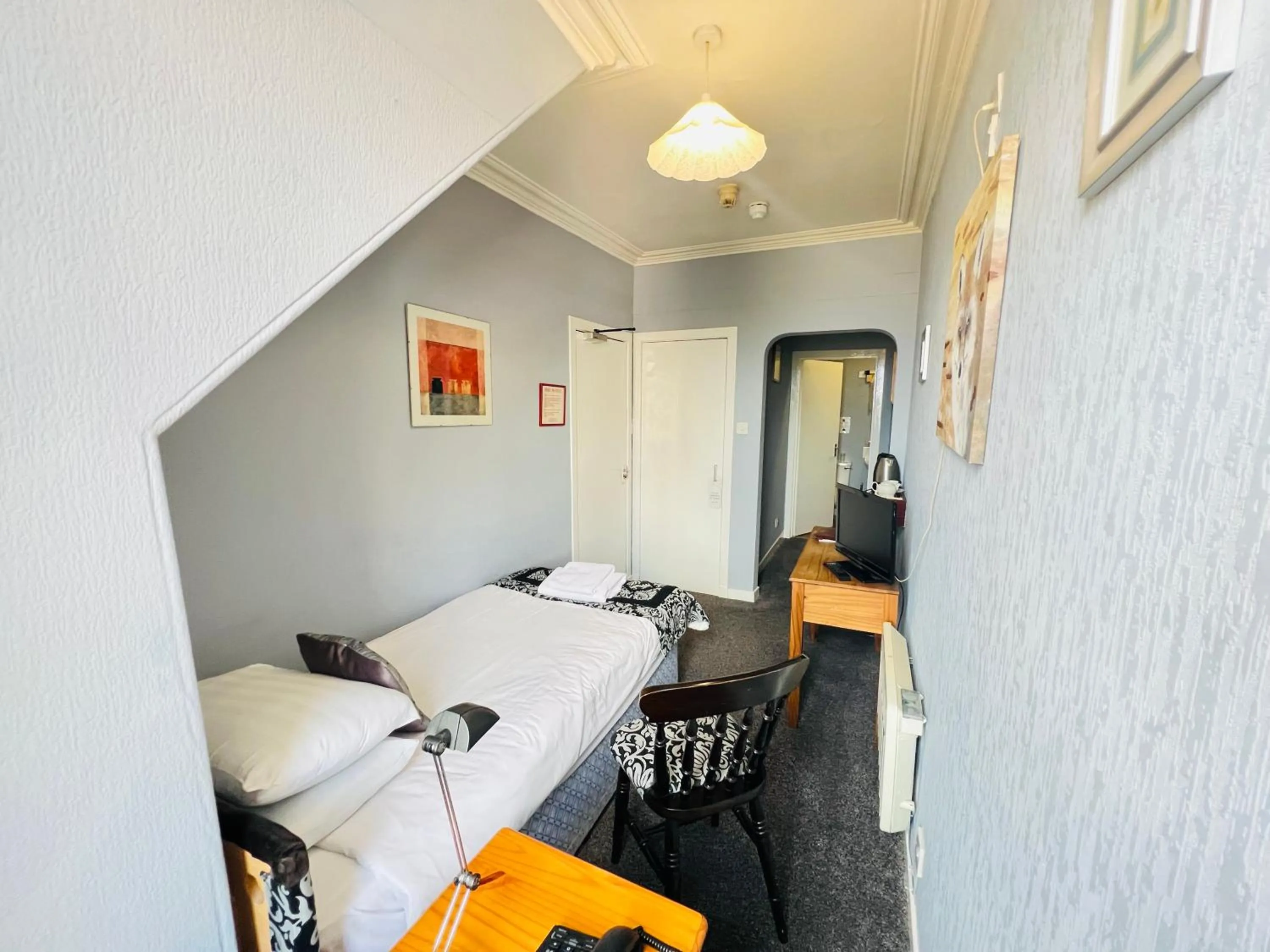 Bed in The George Hotel