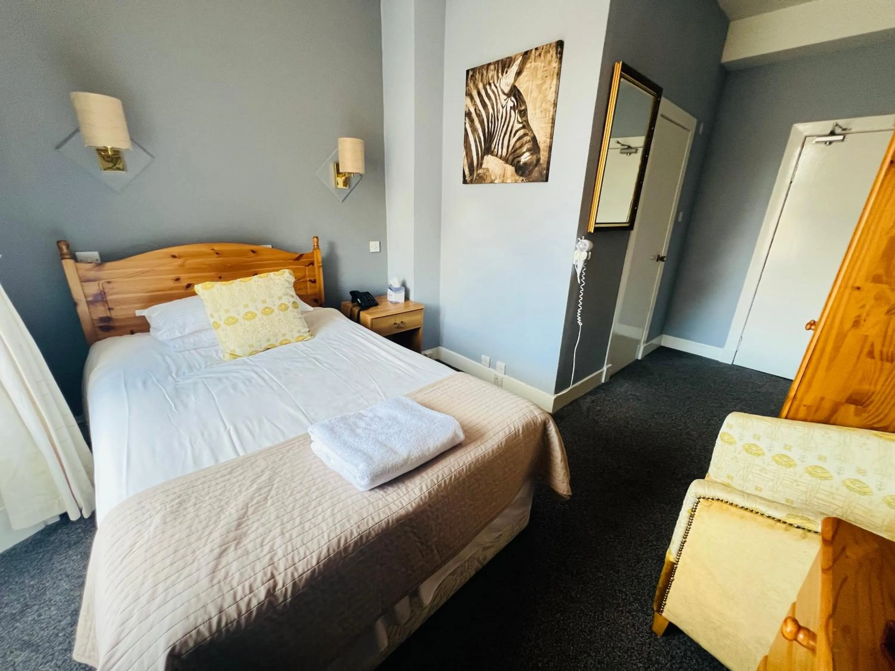 Bed in The George Hotel