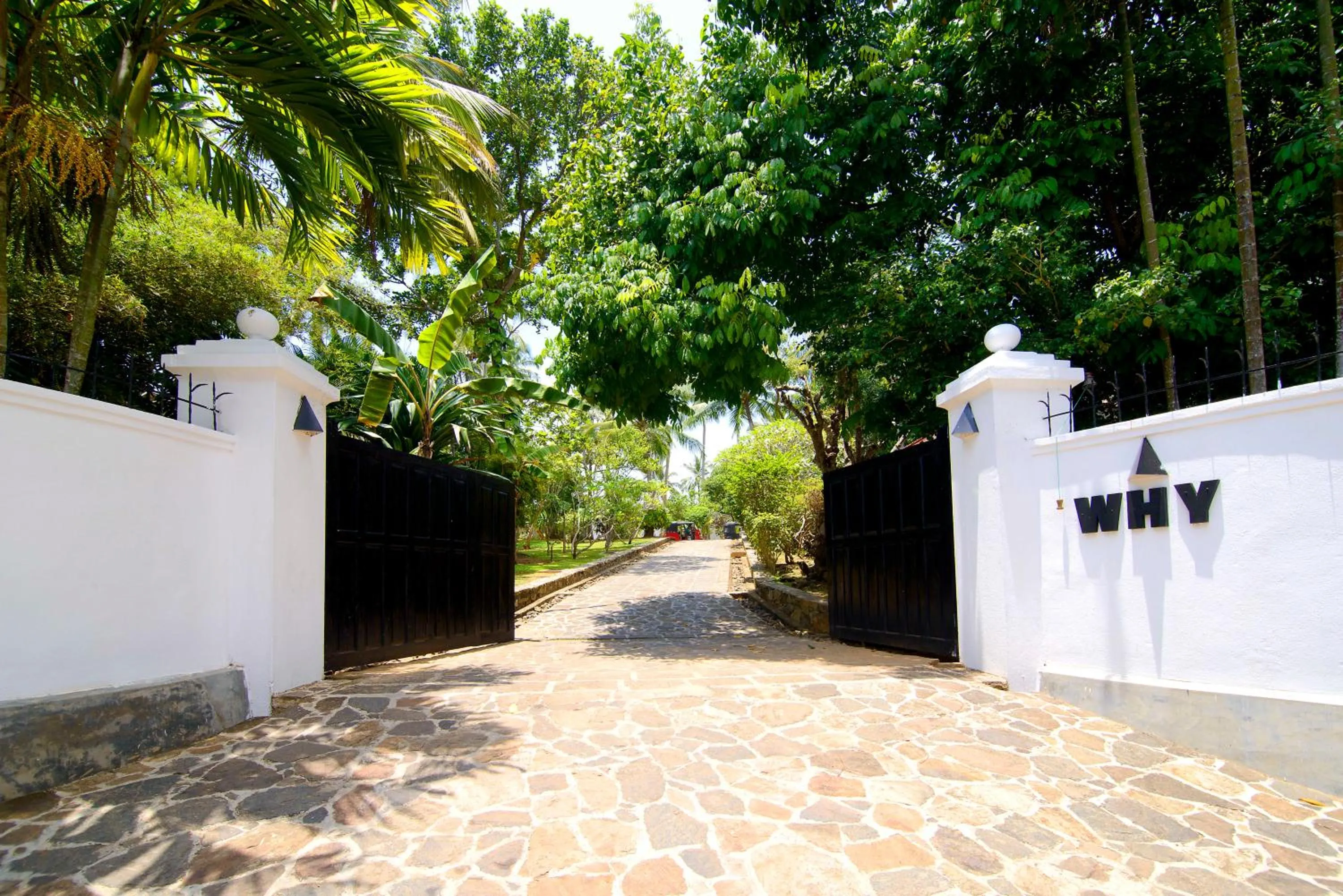 Facade/entrance in Why House