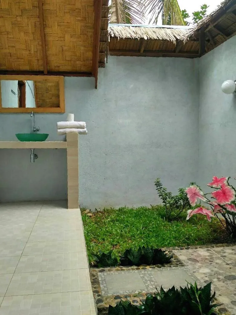 Bathroom in Villa Paradise - Bukit Lawang