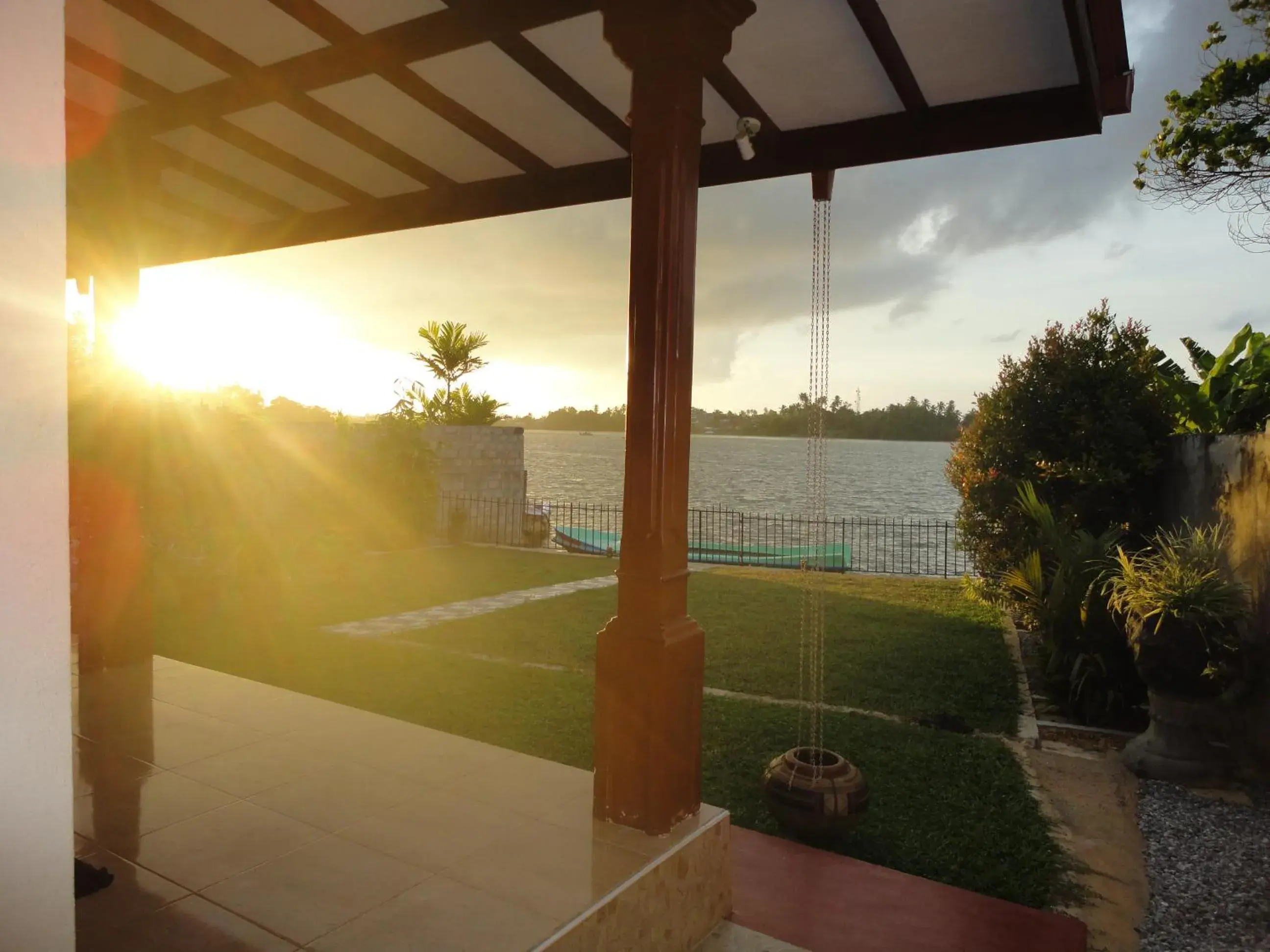 Deluxe King Room - single occupancy in Sapara River Guest Deluxe King Room - single occupancy in Sapara River Guest