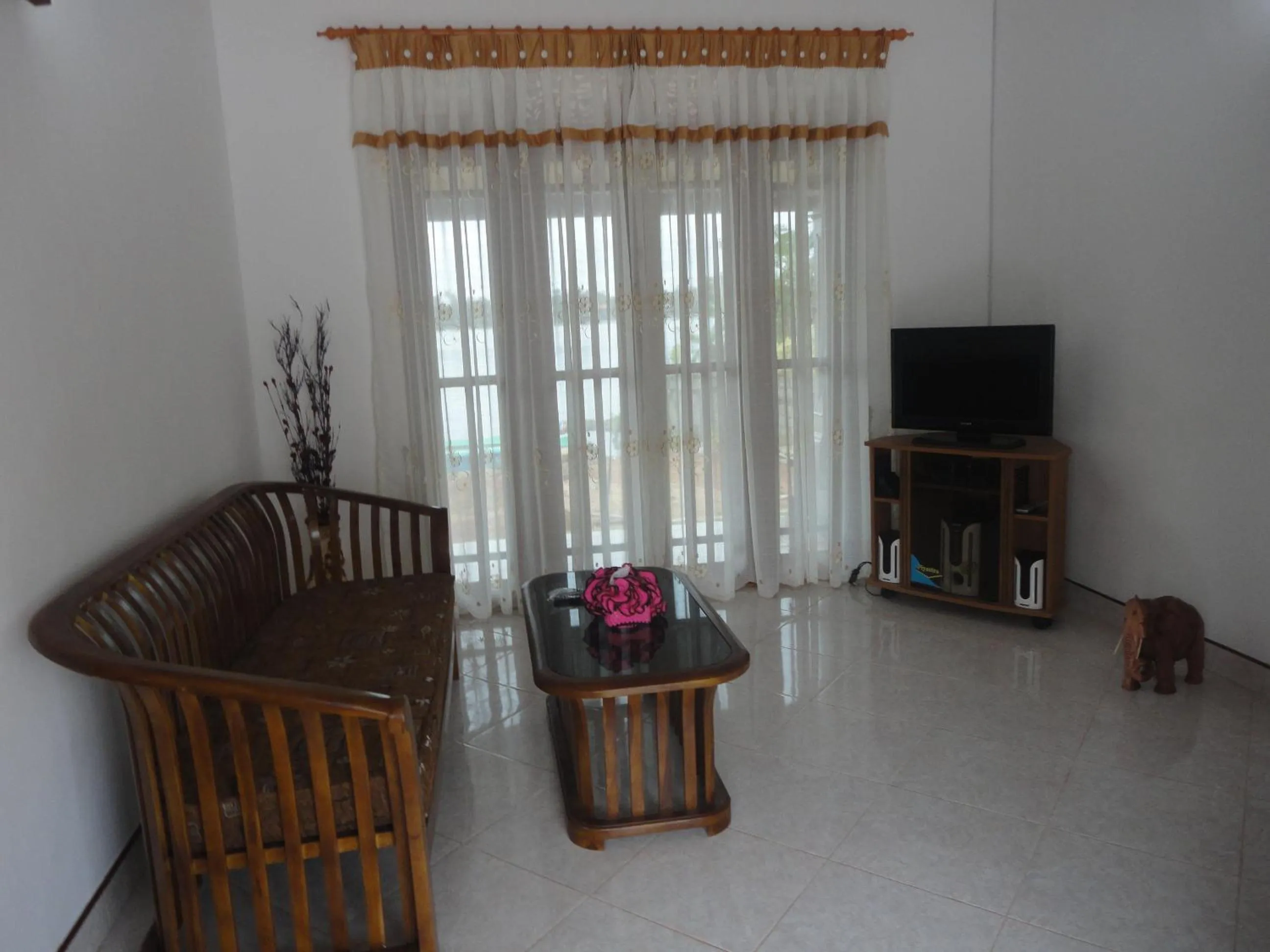 Communal lounge/ TV room, Lounge/Bar in Sapara River Guest