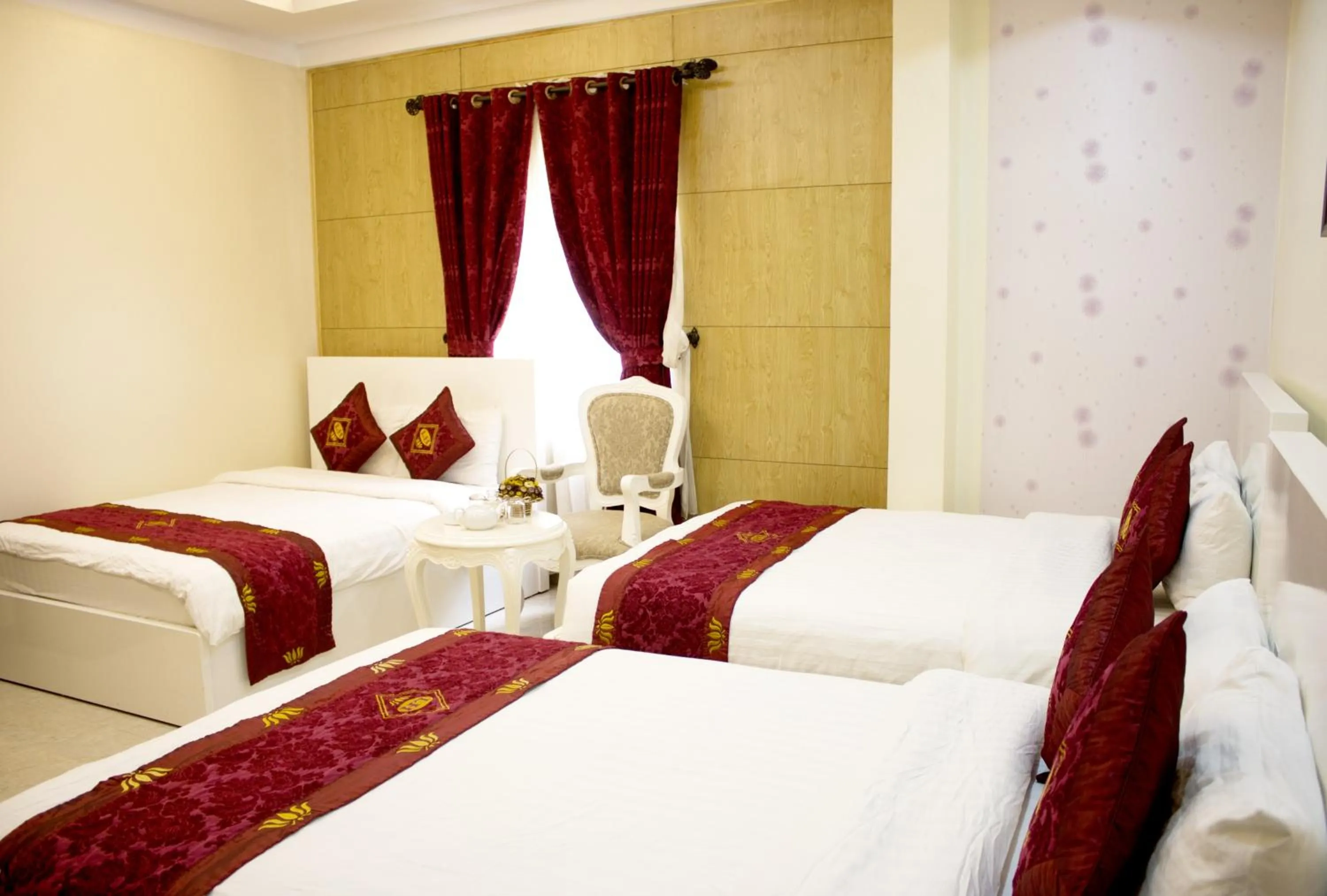 Photo of the whole room in Phước Sơn Hotel