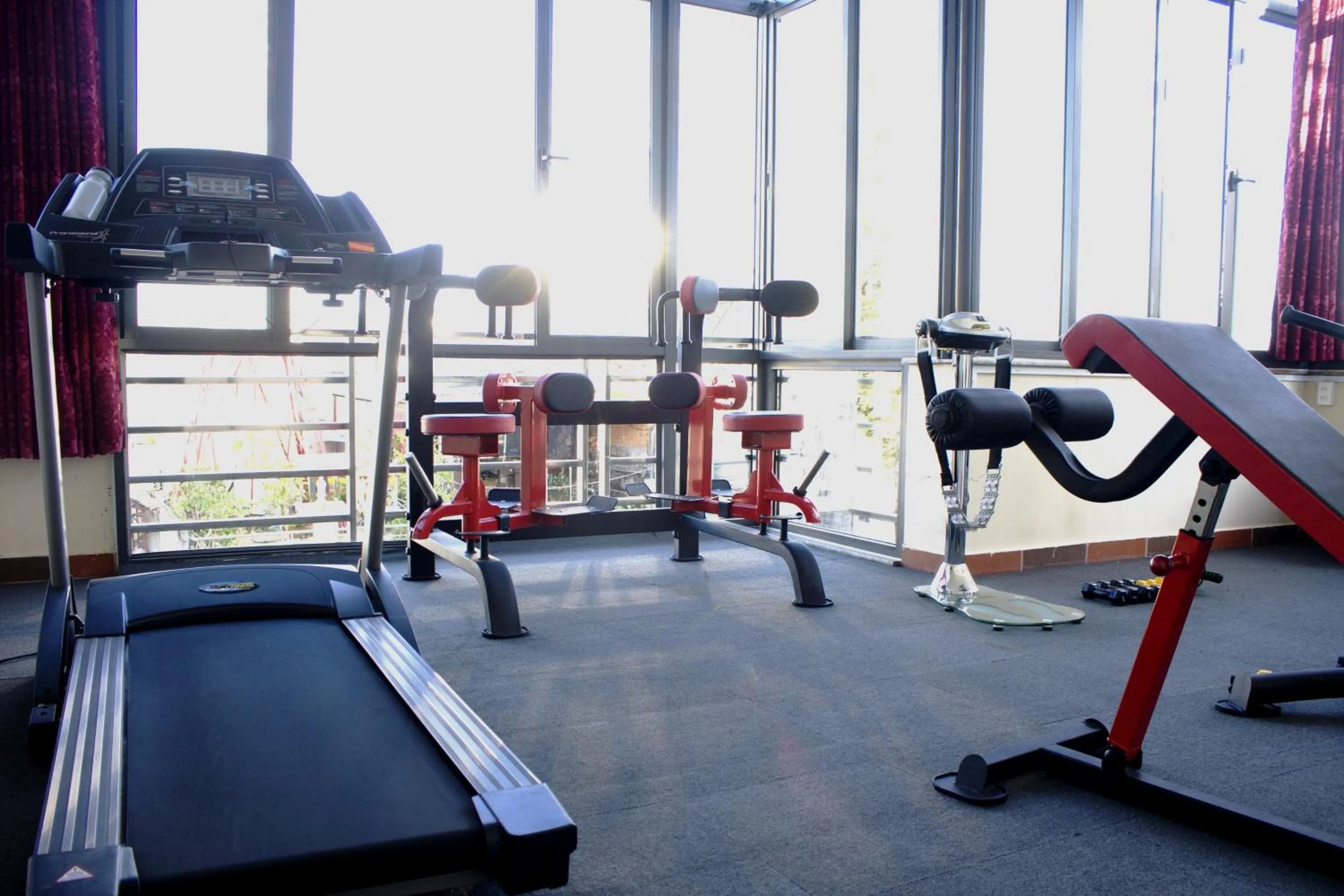 Fitness centre/facilities in Phước Sơn Hotel