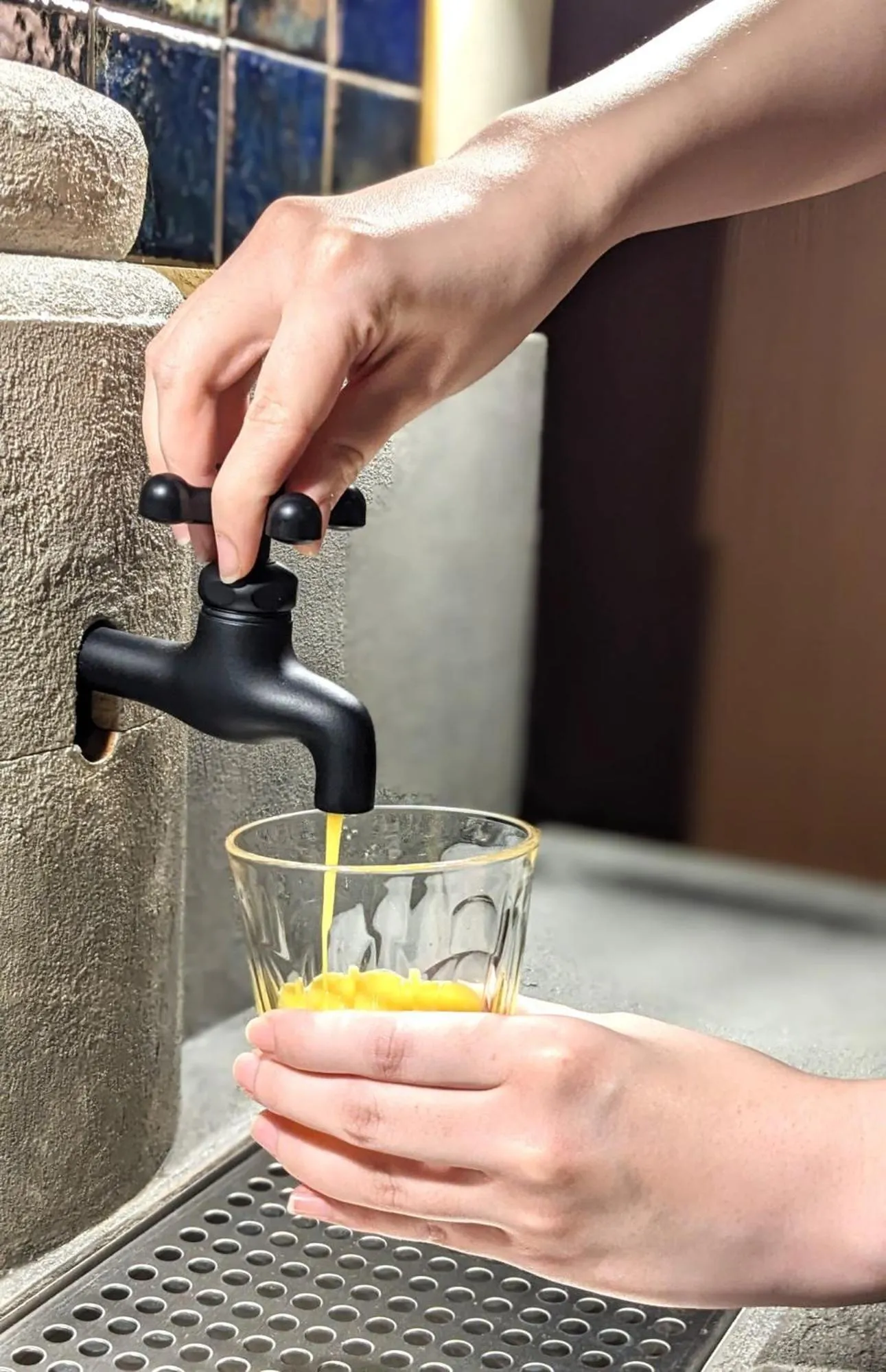 Area and facilities in Yamatoya Honten