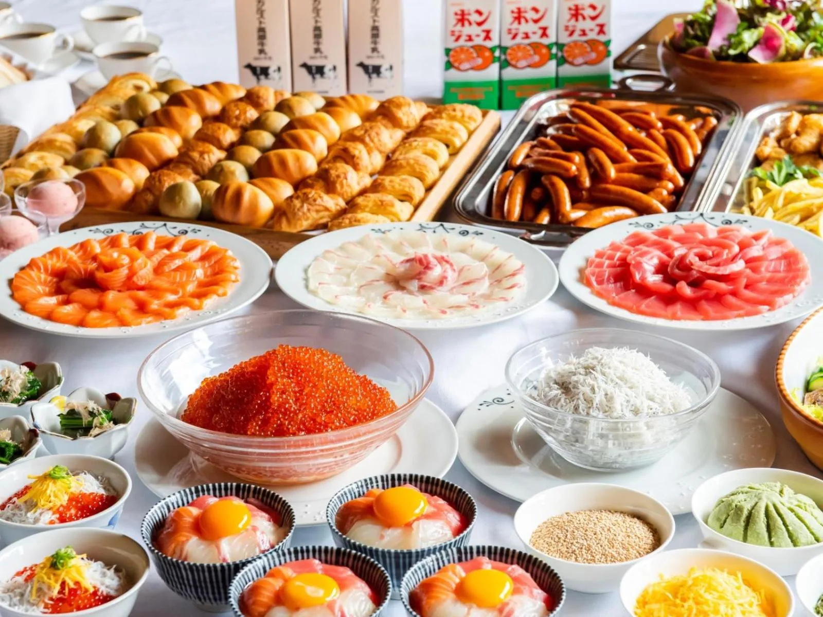 Breakfast in Yamatoya Honten