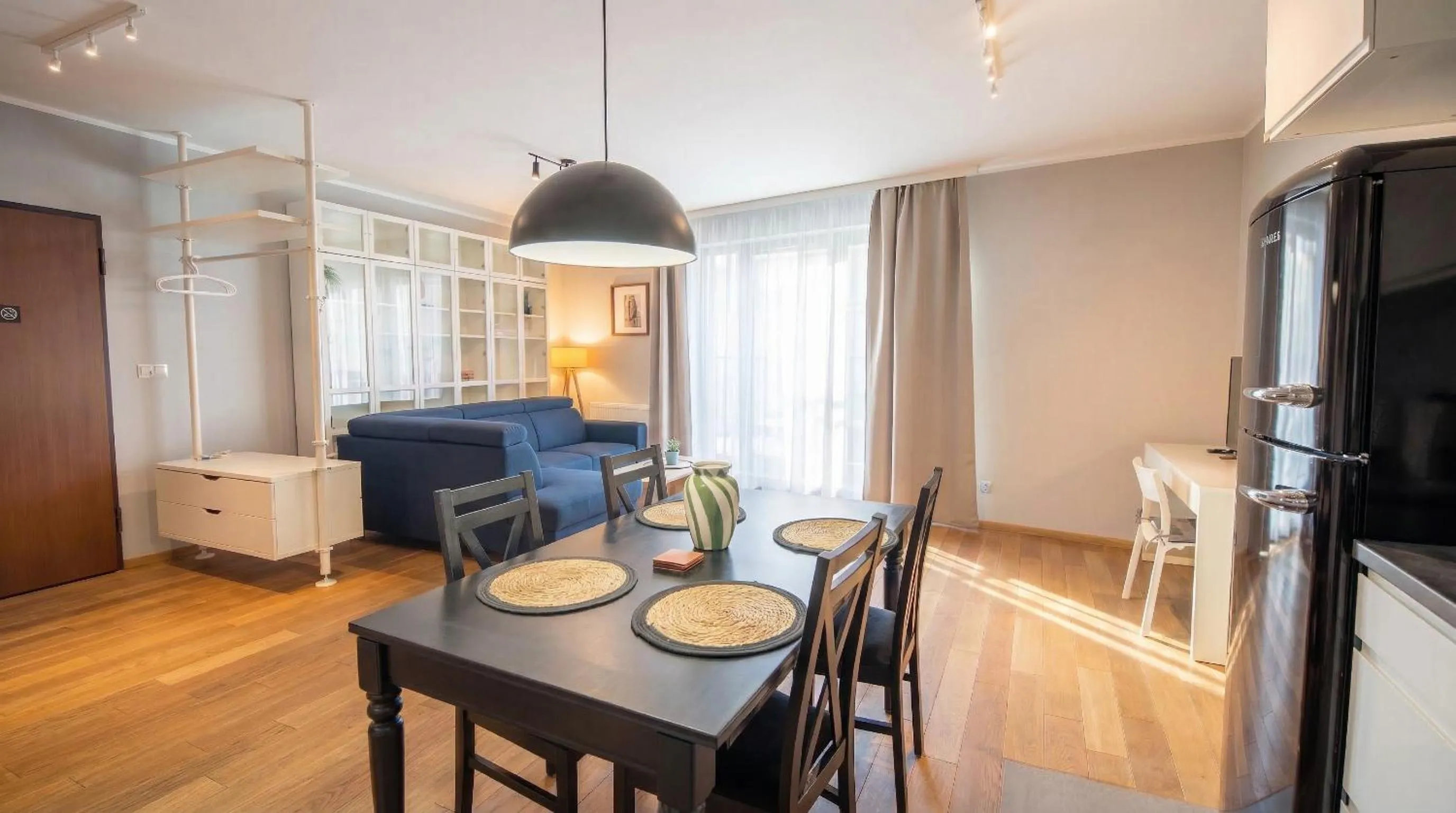 Dining area in City Lights Apartments