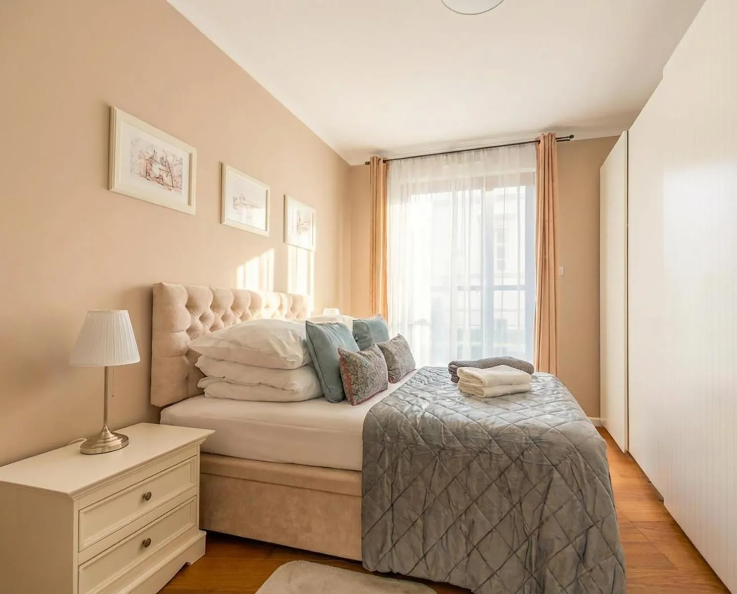 Bed in City Lights Apartments