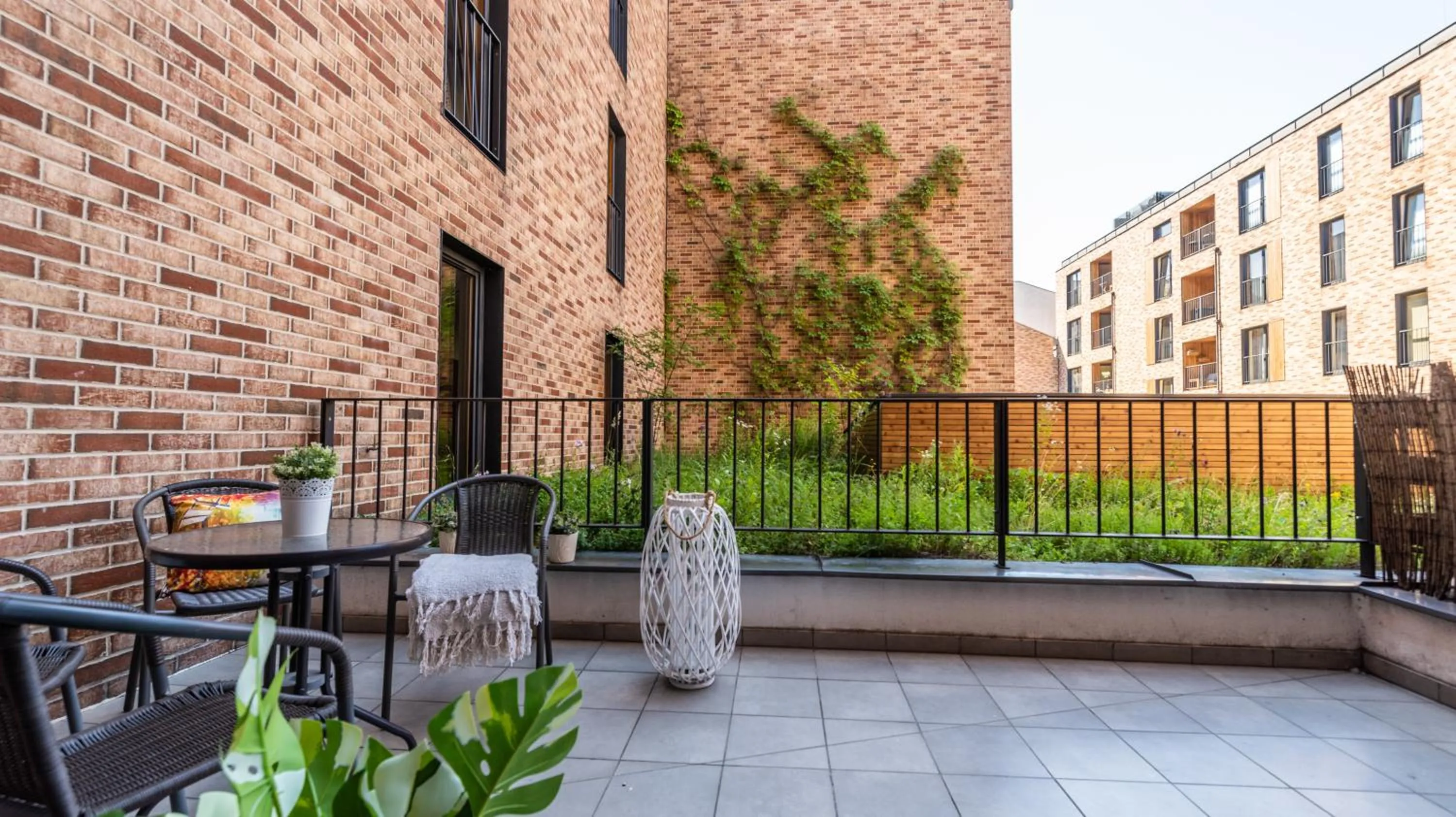 Balcony/Terrace in City Lights Apartments