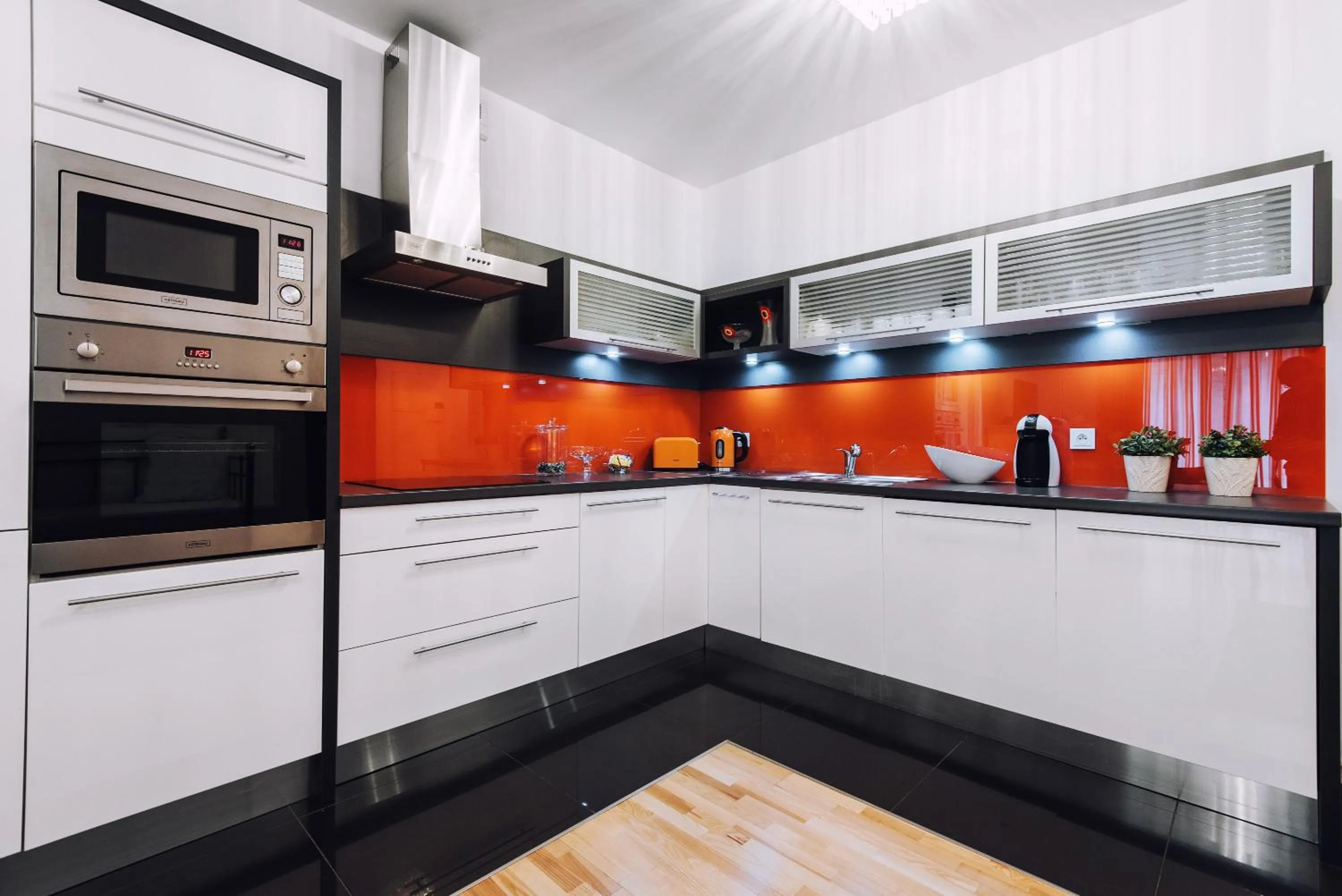 Kitchen or kitchenette in City Lights Apartments