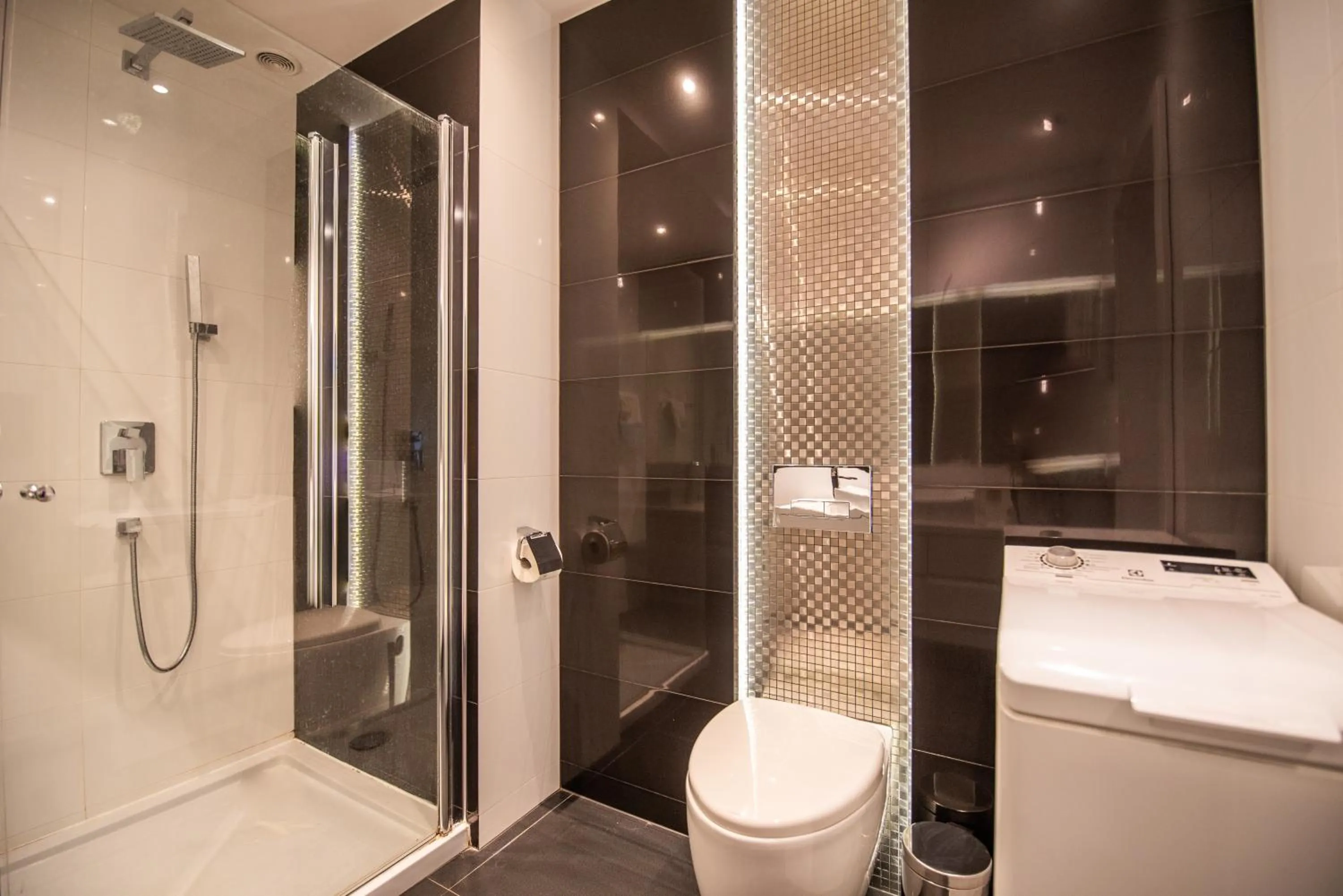 Bathroom in City Lights Apartments