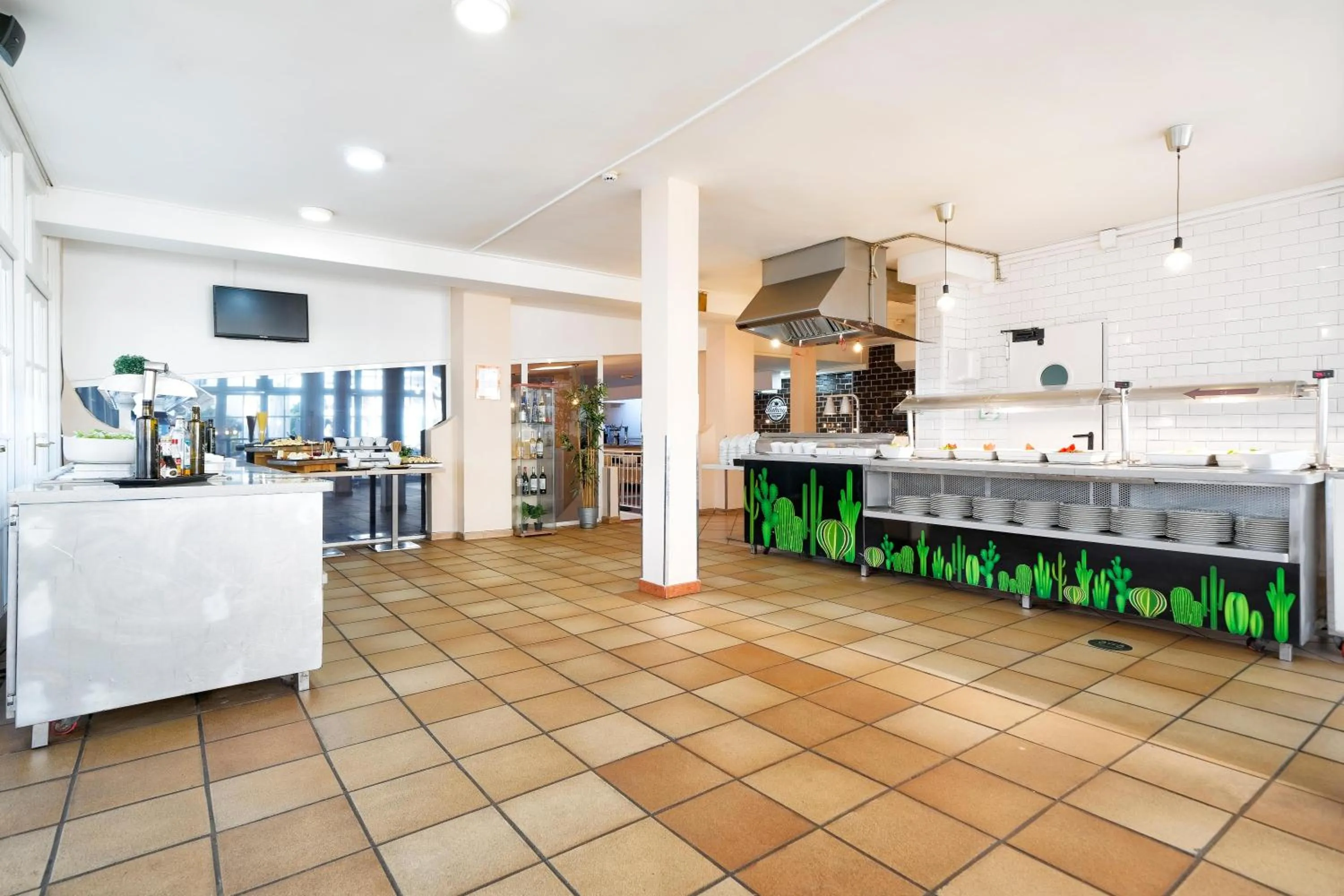 Restaurant/places to eat in LABRANDA Bahía Fañabé & Villas