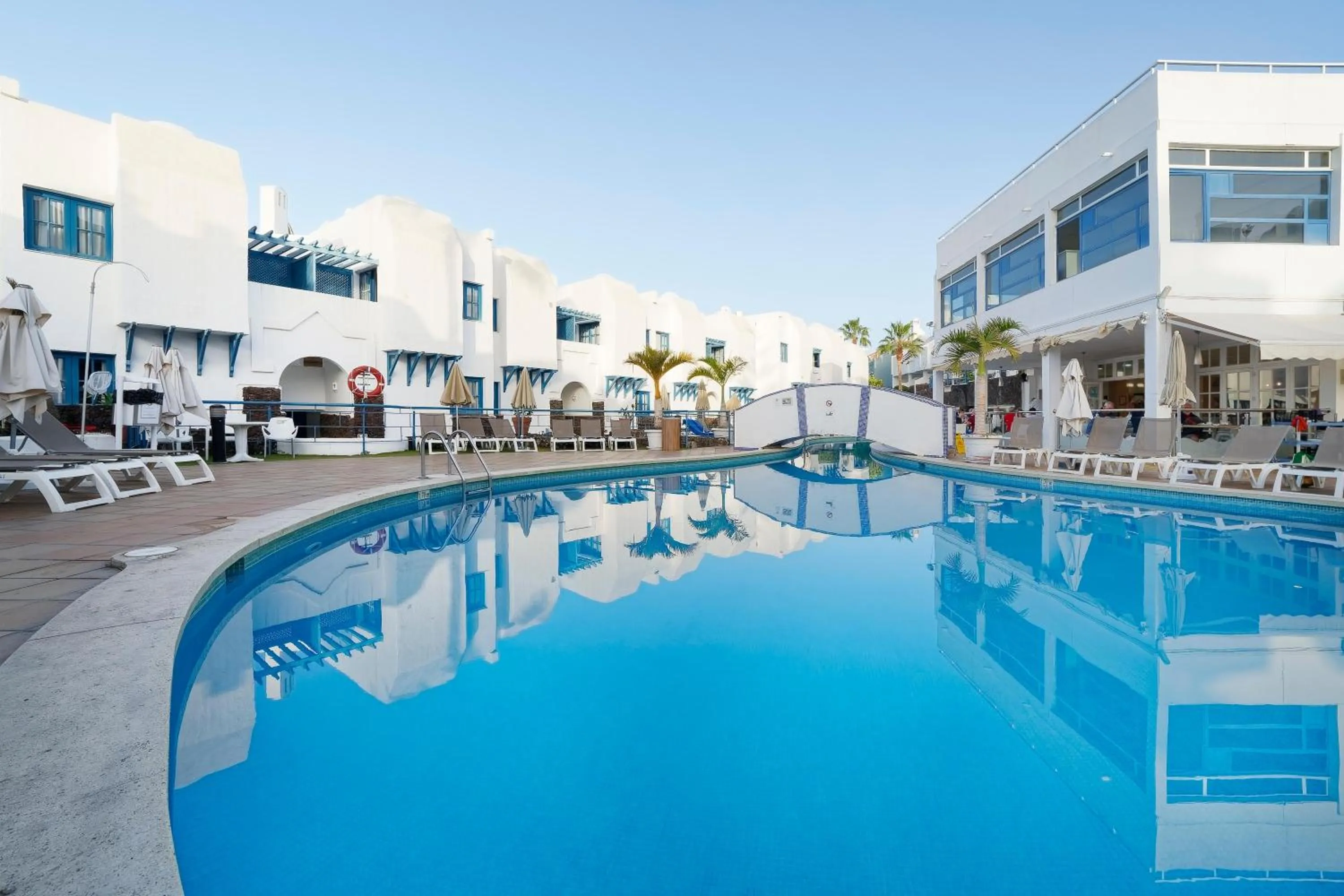 Swimming pool in LABRANDA Bahía Fañabé & Villas